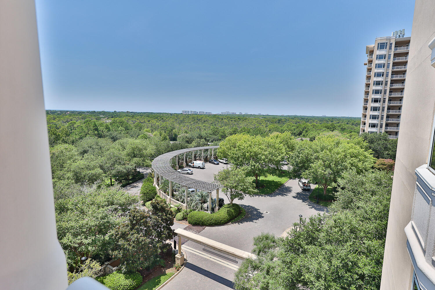 ONE WATER PLACE AT KELLY PLANTATION - Residential Lease