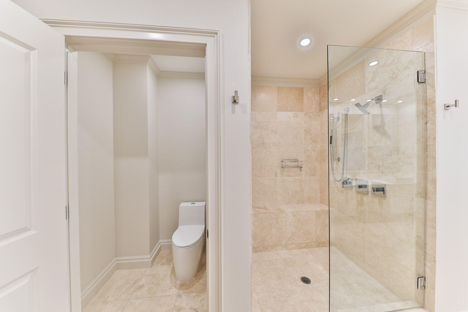 ONE WATER PLACE AT KELLY PLANTATION - Residential Lease