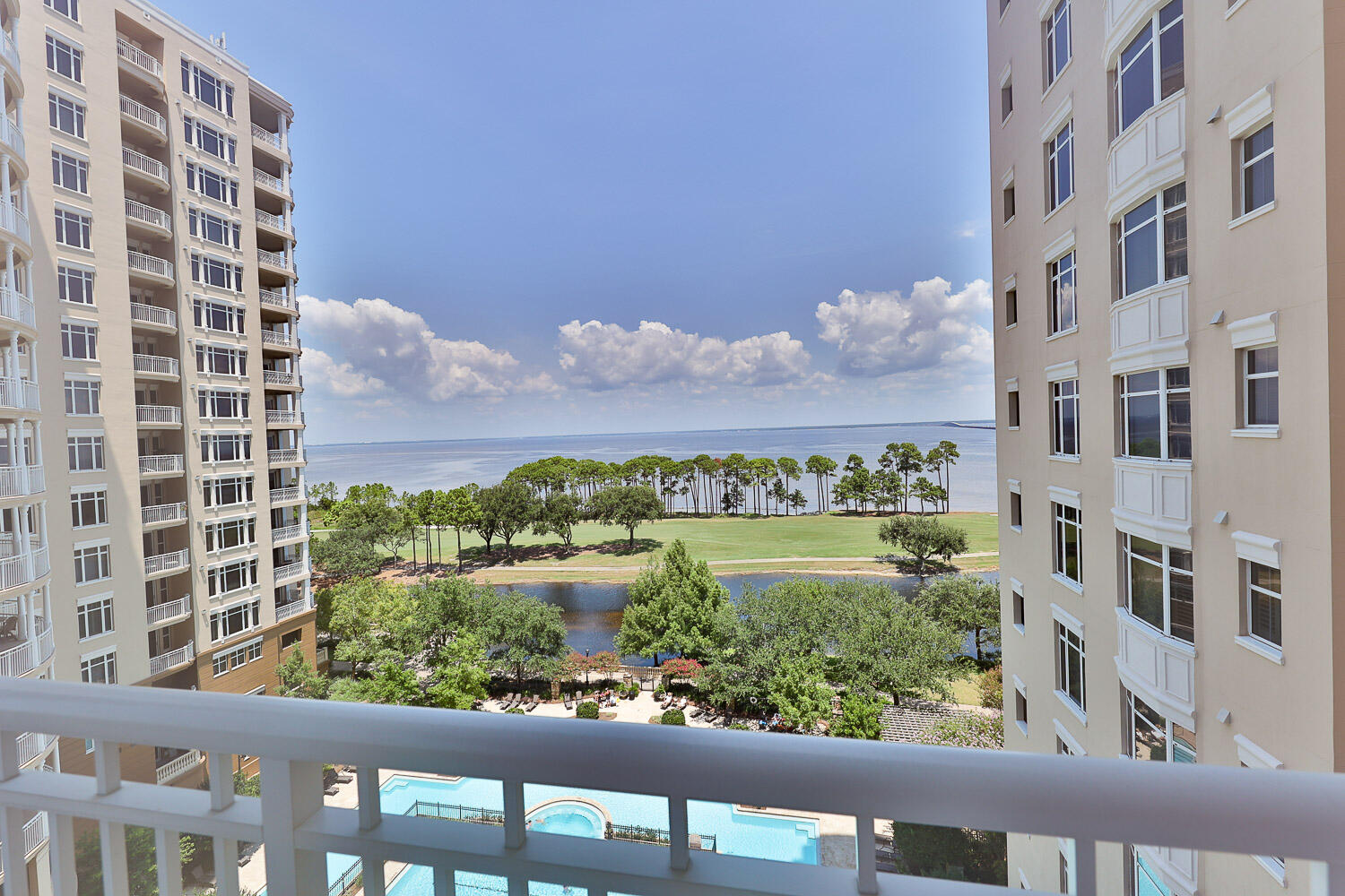 ONE WATER PLACE AT KELLY PLANTATION - Residential Lease