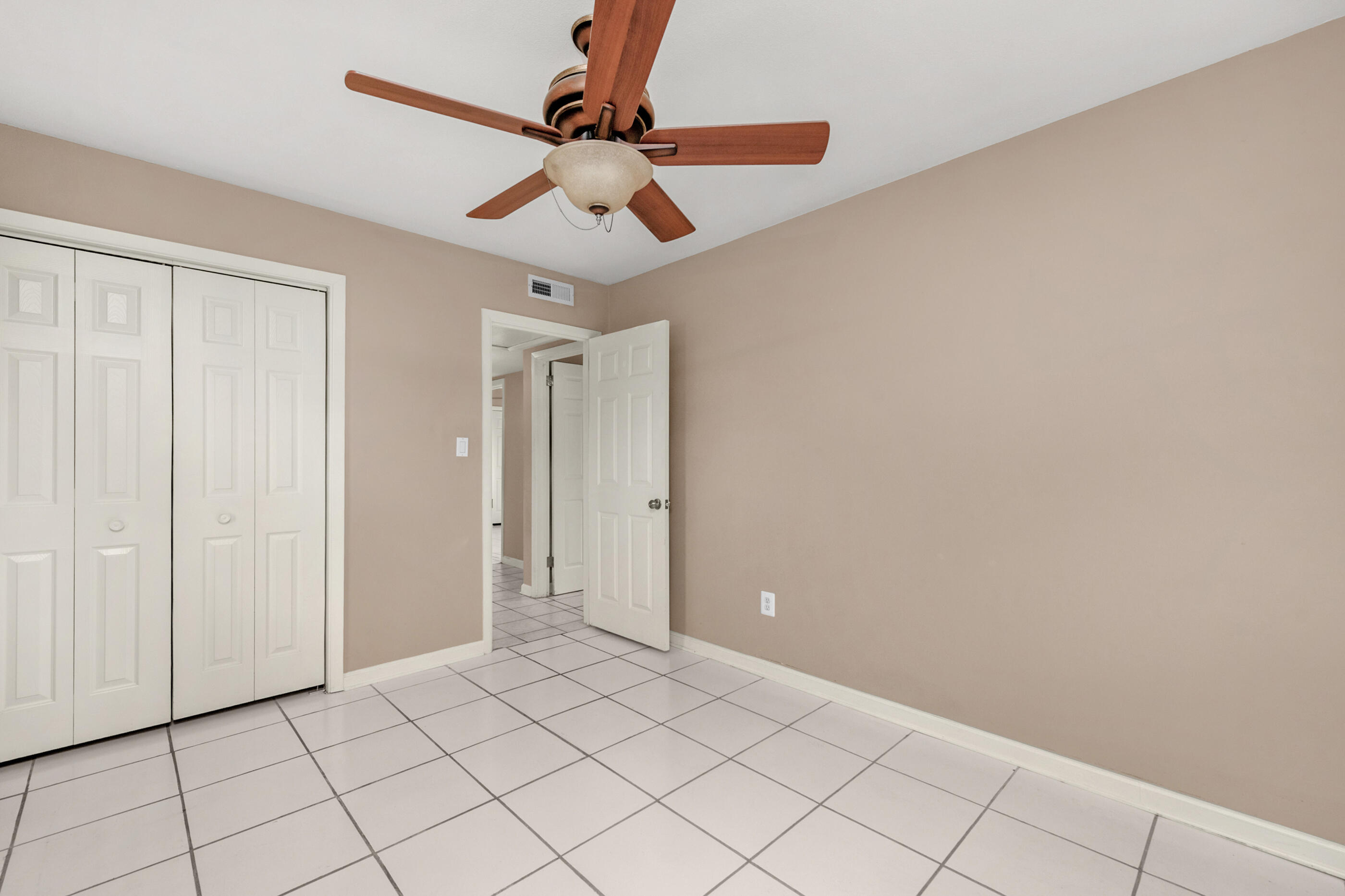 Vesta Hts 1st - Residential