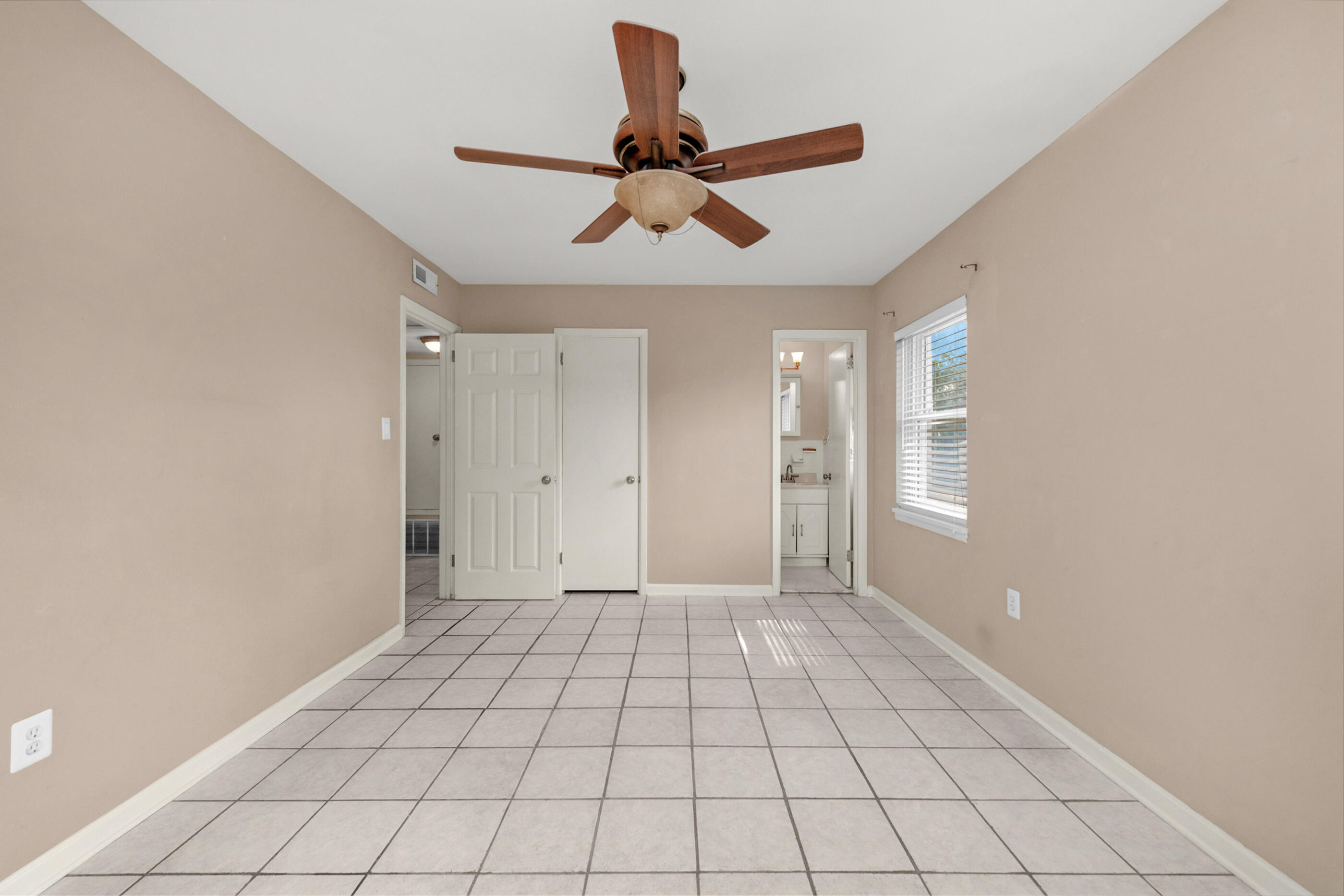 Vesta Hts 1st - Residential