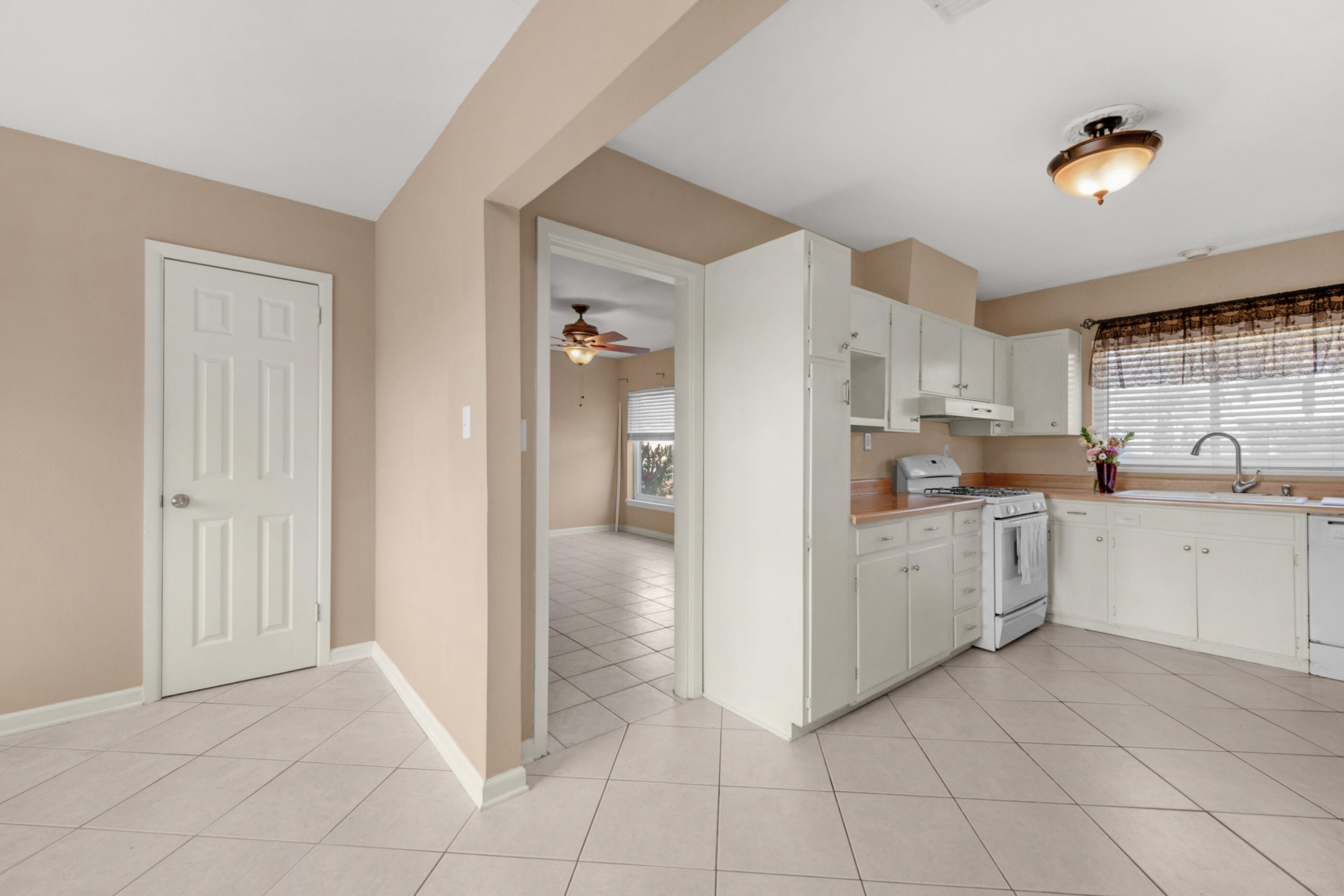 Vesta Hts 1st - Residential