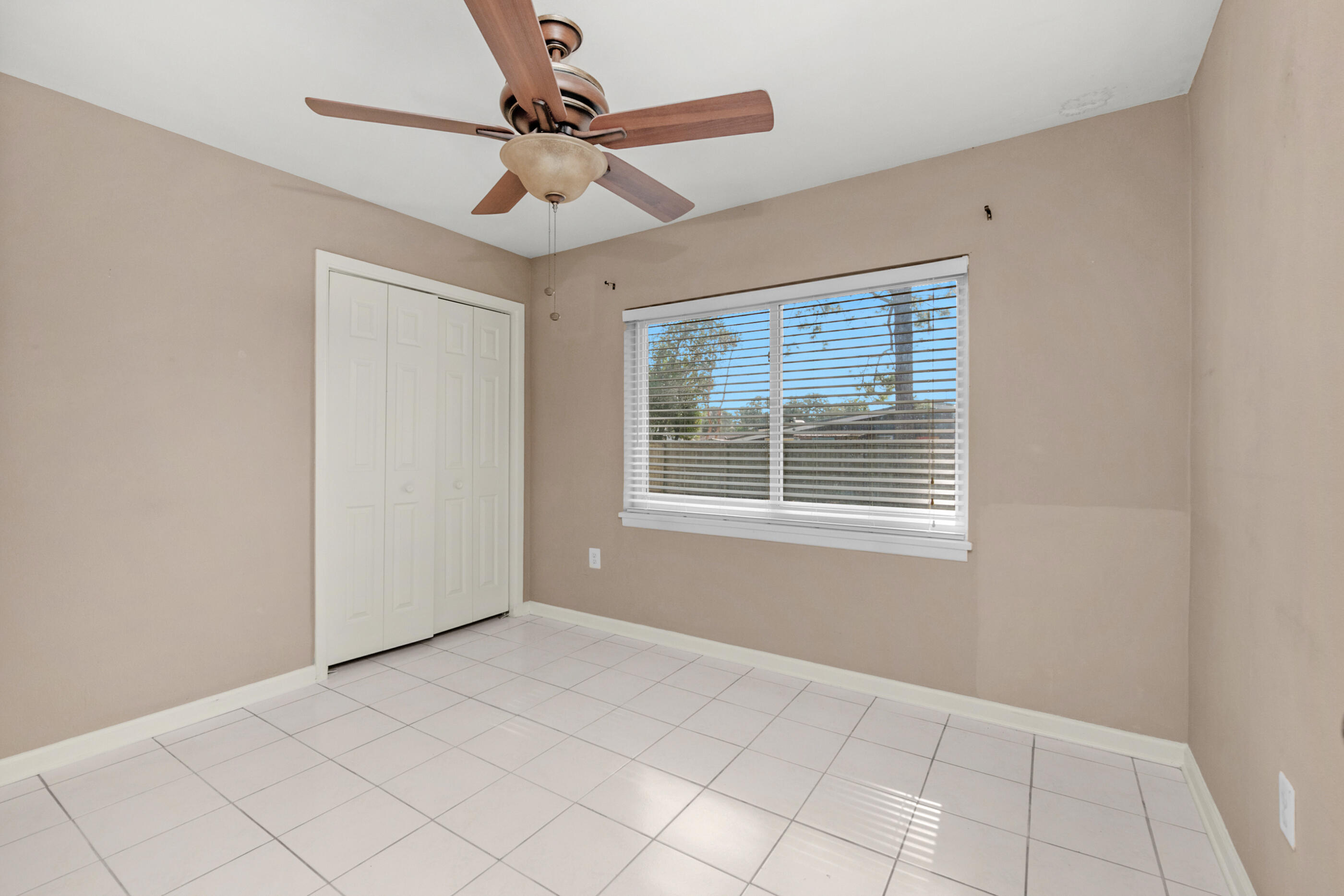 Vesta Hts 1st - Residential