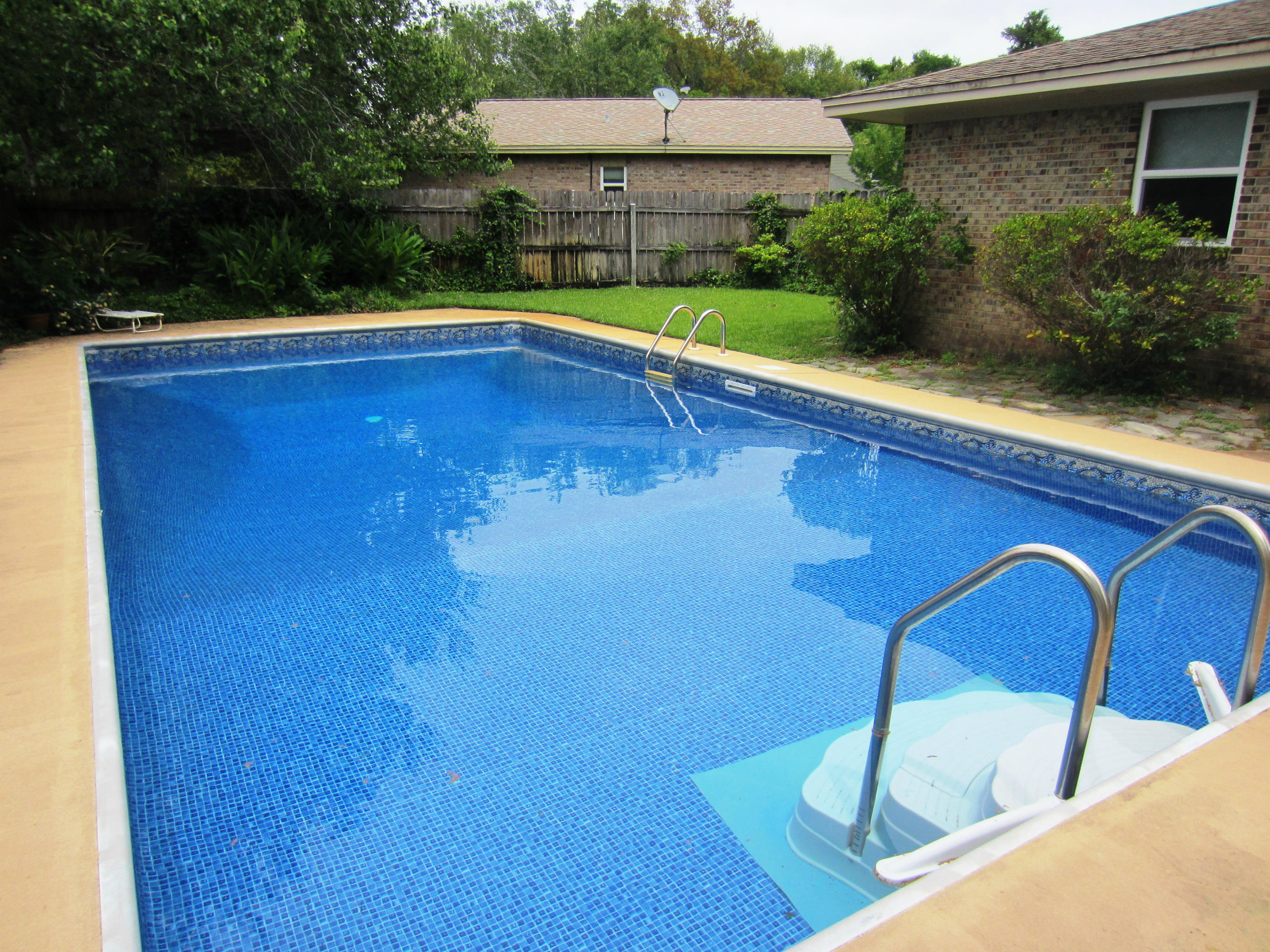 BLUEWATER BAY VILLAGE 1A - Residential