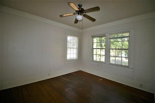 CRESTVIEW - Residential Lease