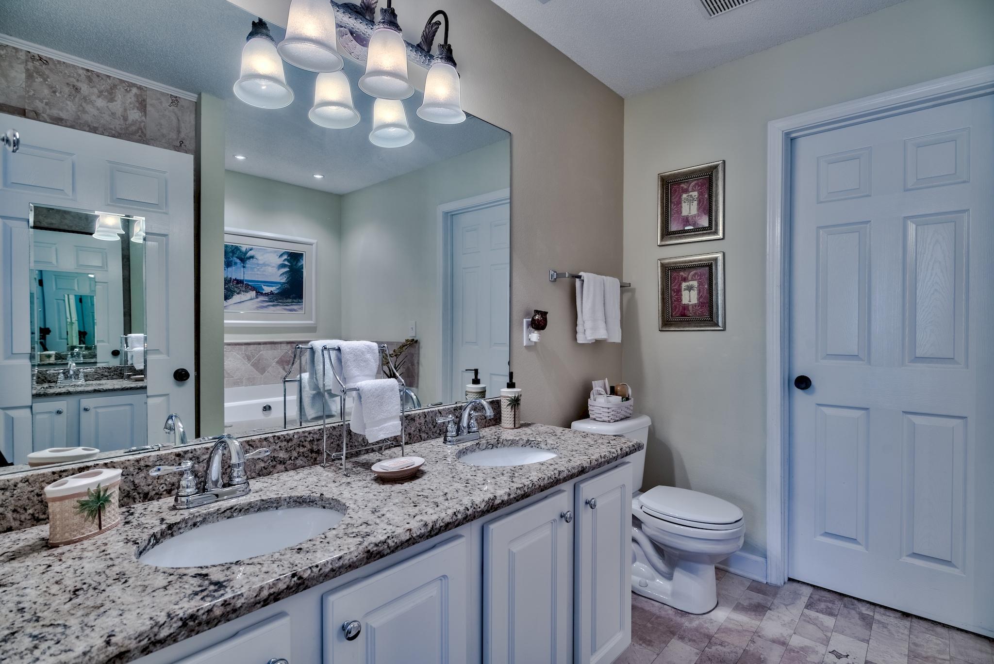 MARAVILLA COTTAGES - Residential