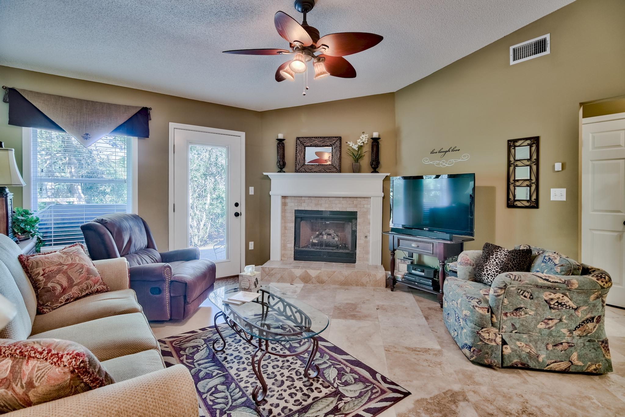 MARAVILLA COTTAGES - Residential