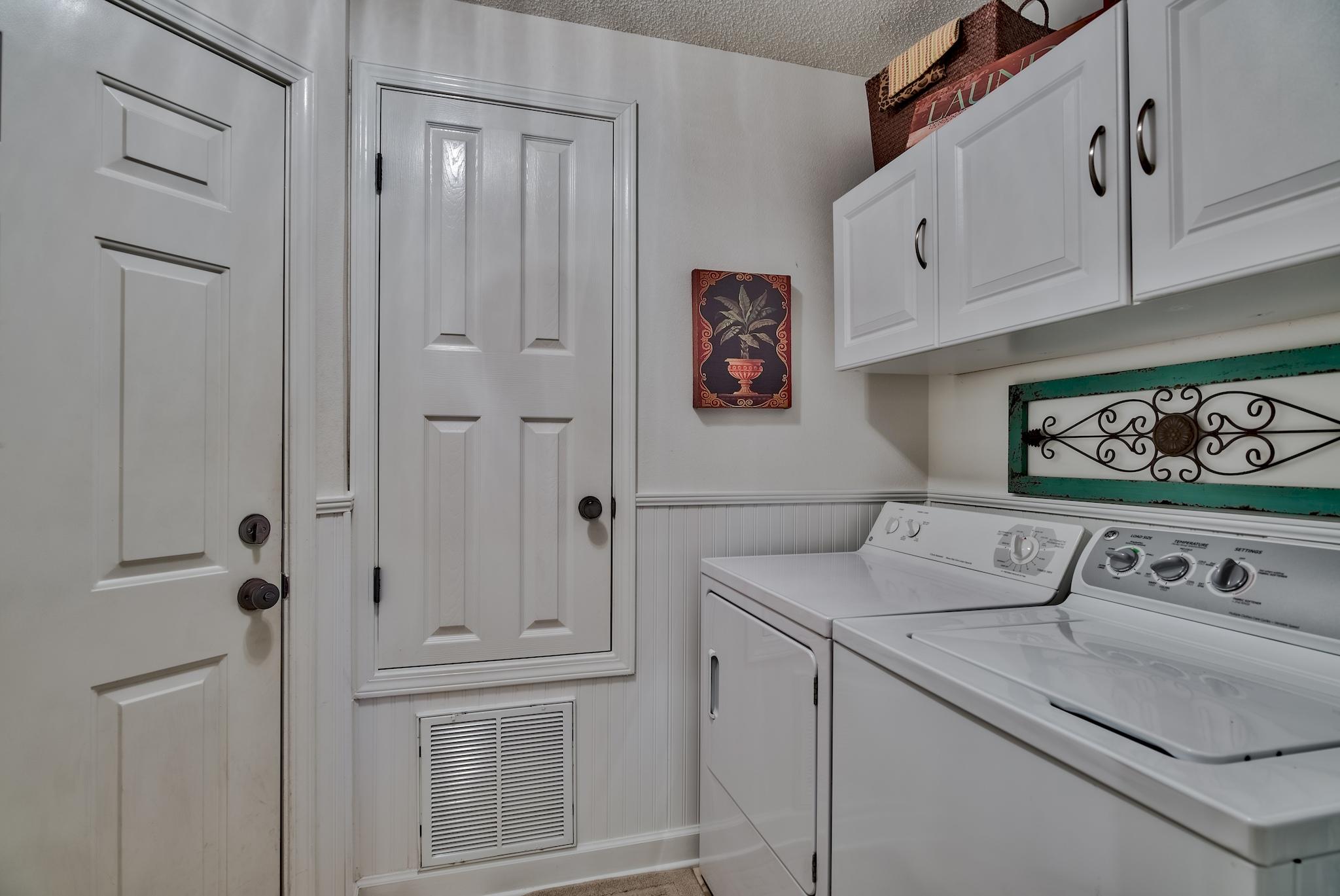 MARAVILLA COTTAGES - Residential