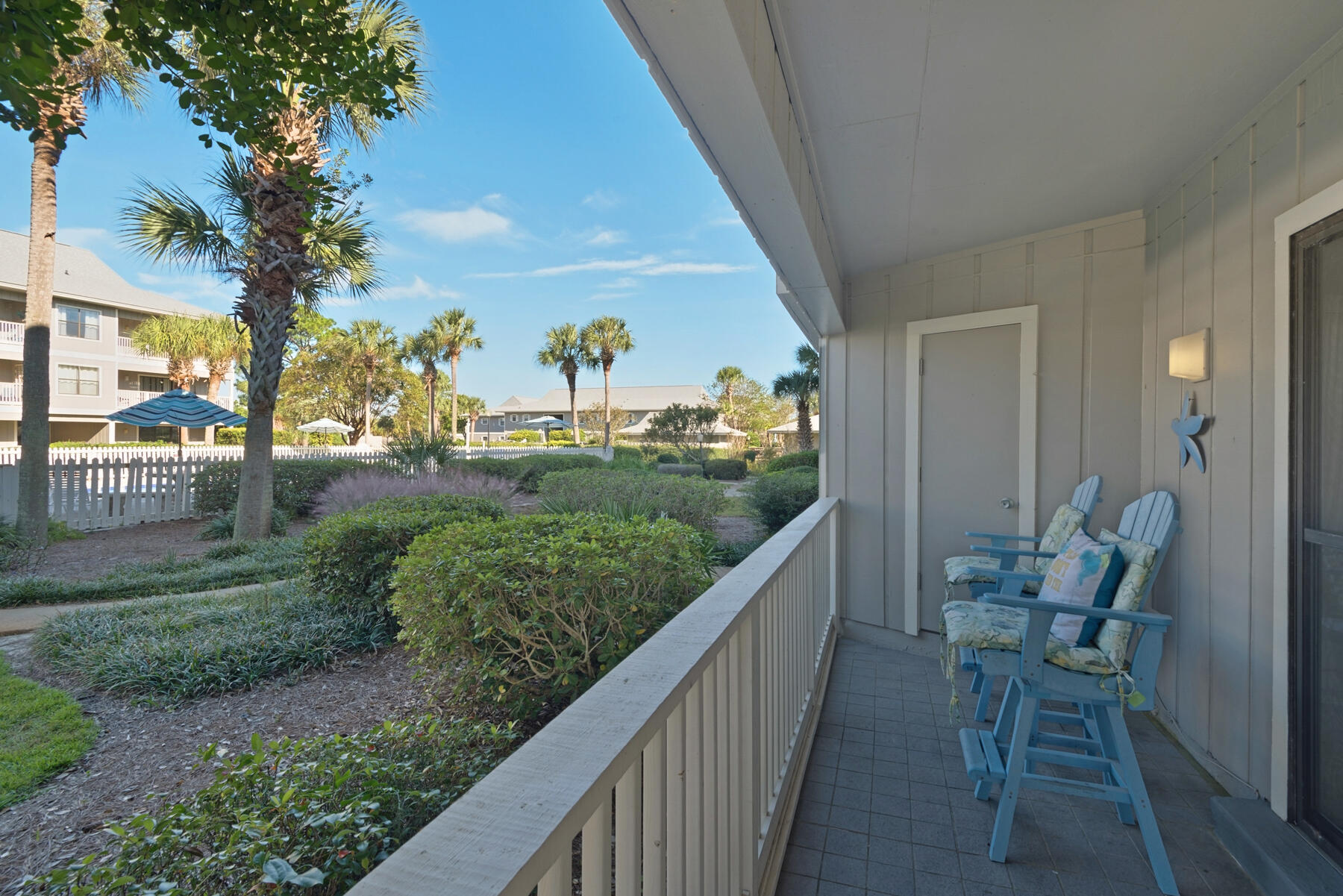 BEACHWOOD VILLAS CONDO PH 2 - Residential