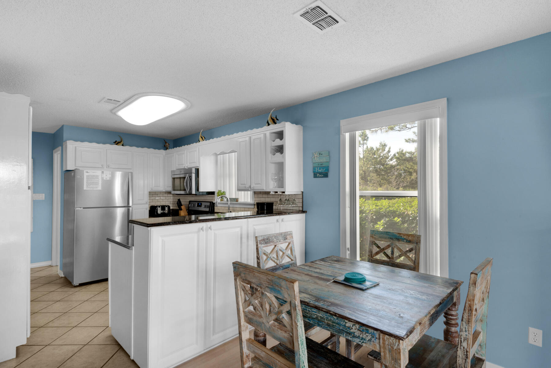 BEACHWOOD VILLAS CONDO PH 2 - Residential