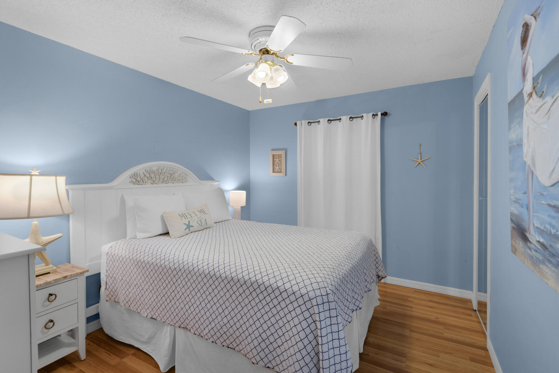 BEACHWOOD VILLAS CONDO PH 2 - Residential