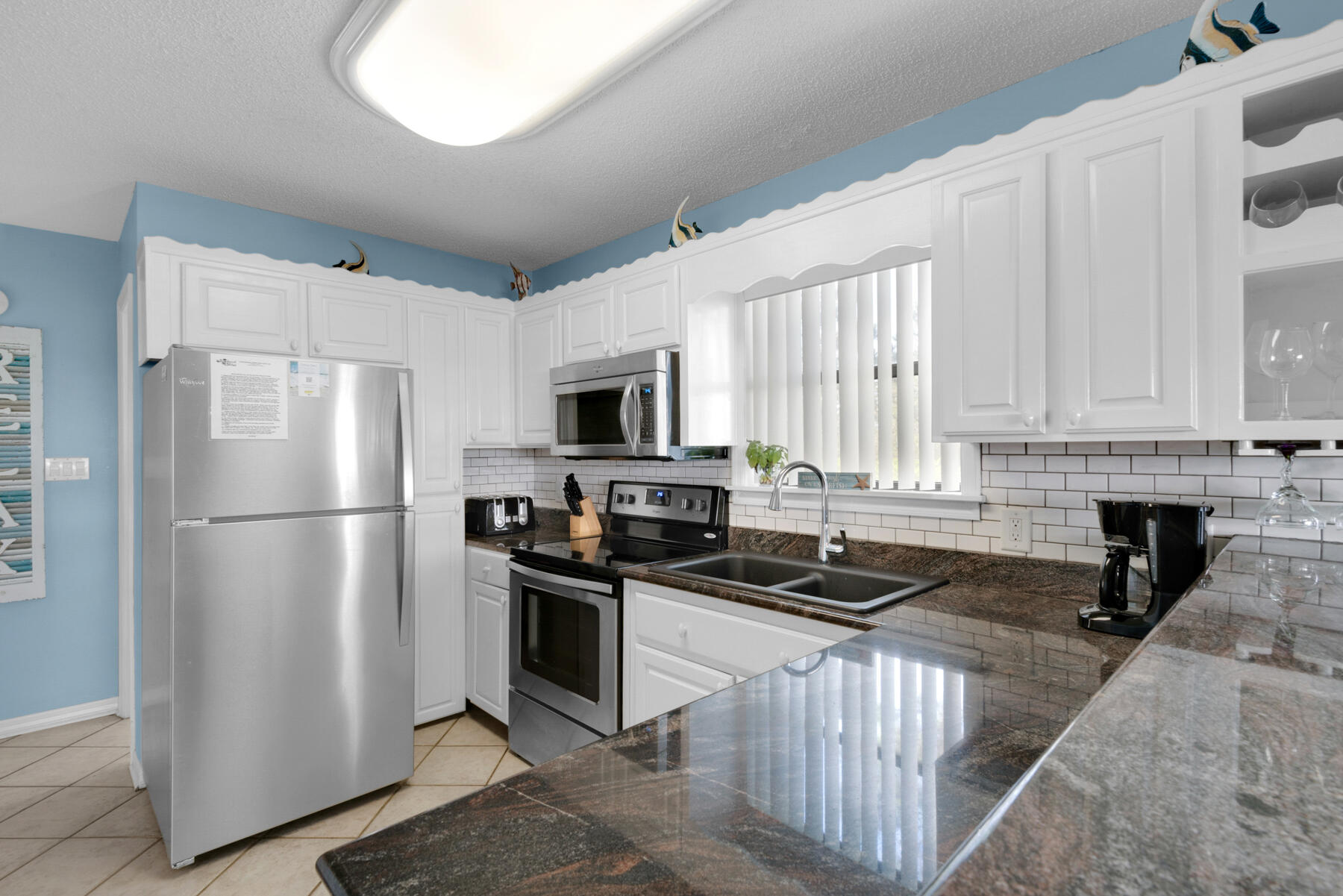 BEACHWOOD VILLAS CONDO PH 2 - Residential