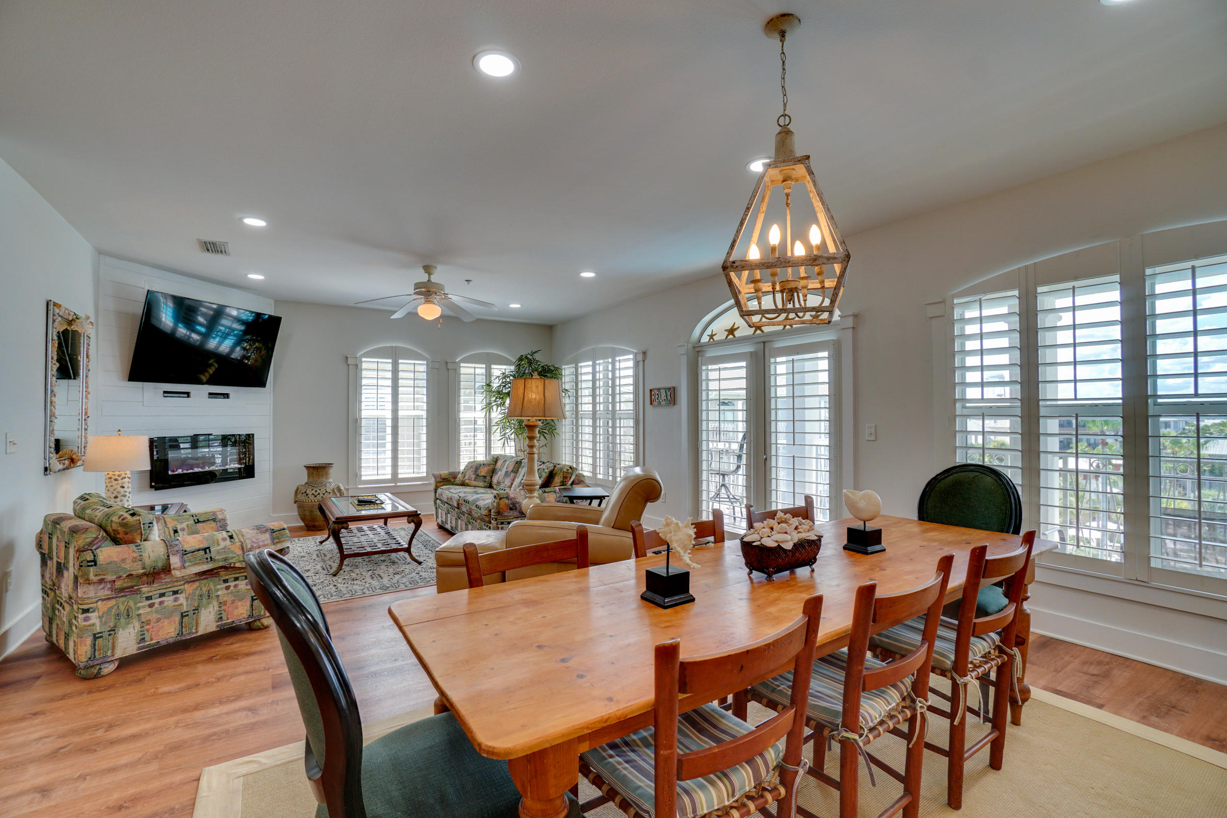 VILLAS AT SEACREST BEACH - Residential