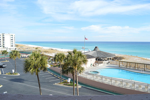 Jetty East Condominium - Residential