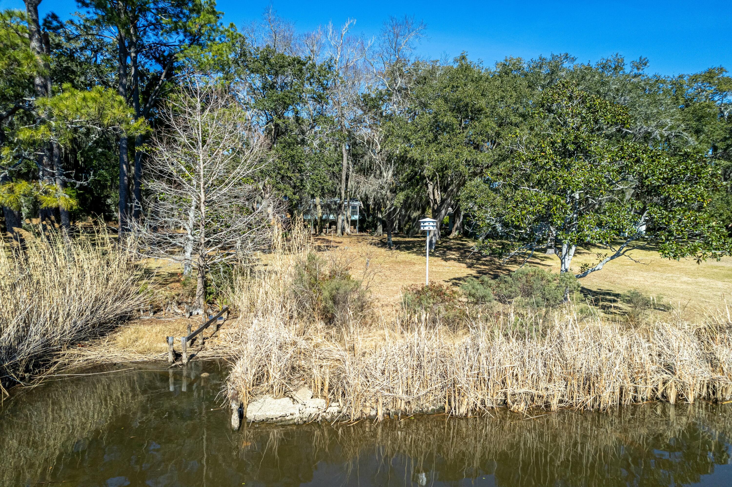 TWIN OAKS FIRST ADDITION S/D - Residential