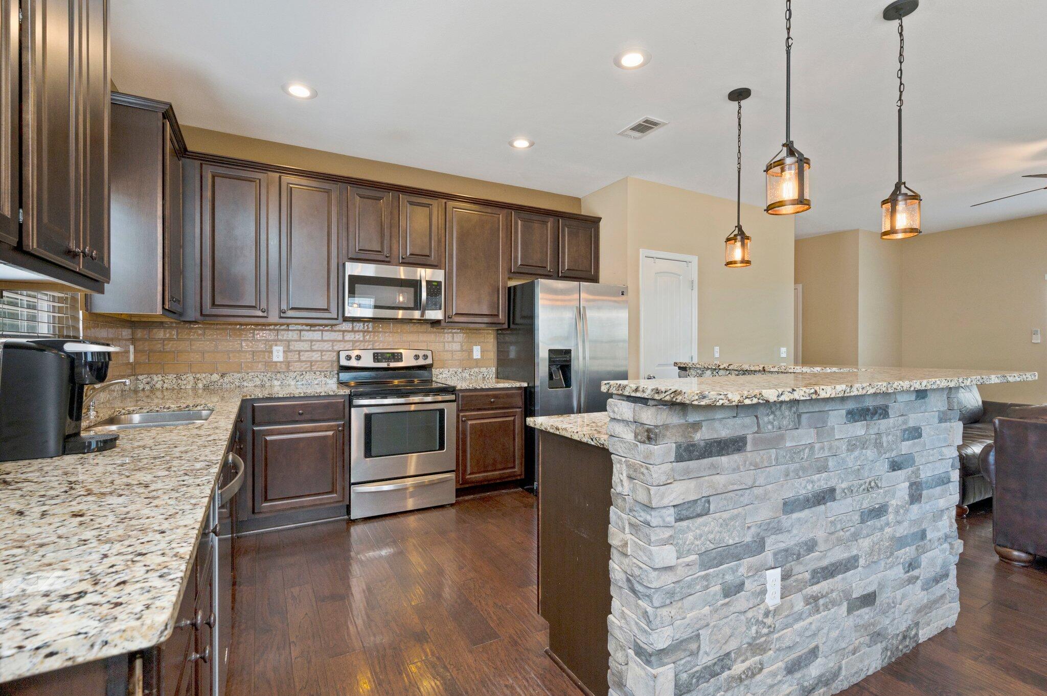 REDWOOD VILLAGE - Residential
