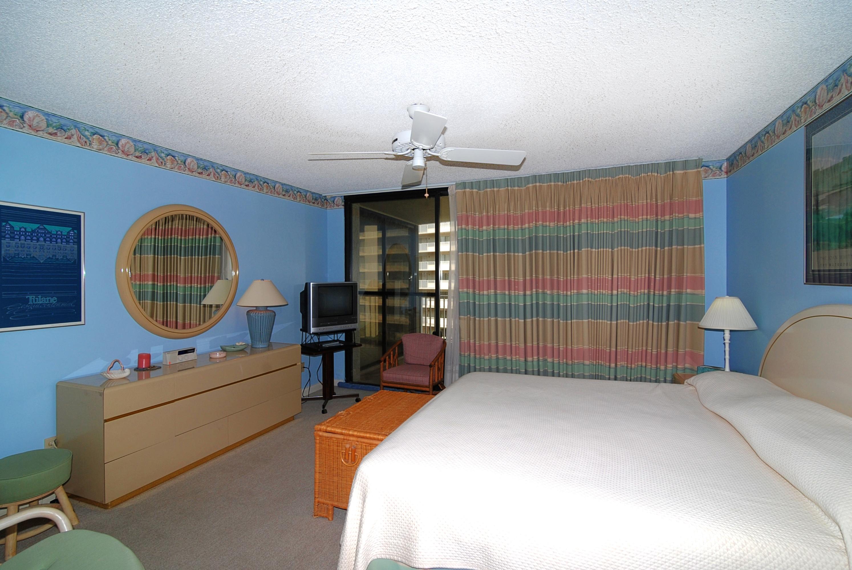 MAINSAIL CONDO PH 5 - Residential