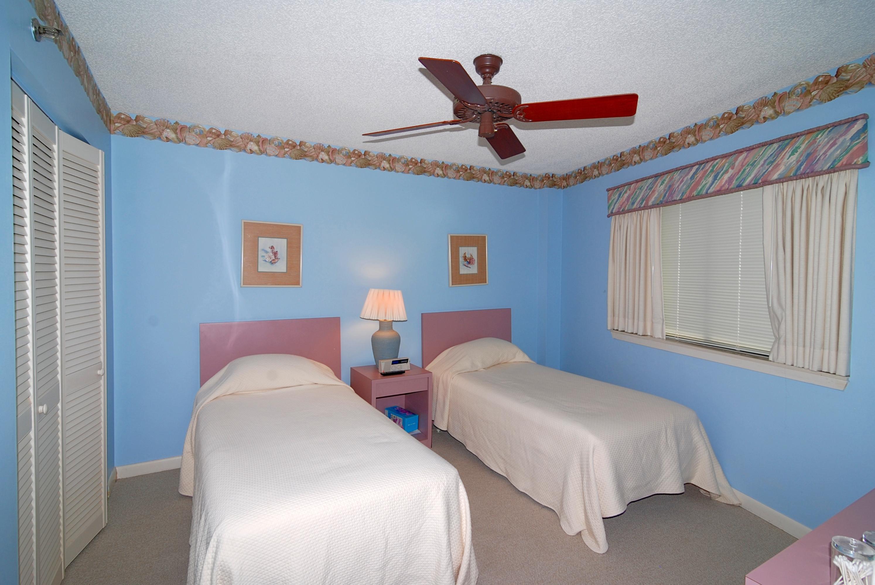 MAINSAIL CONDO PH 5 - Residential