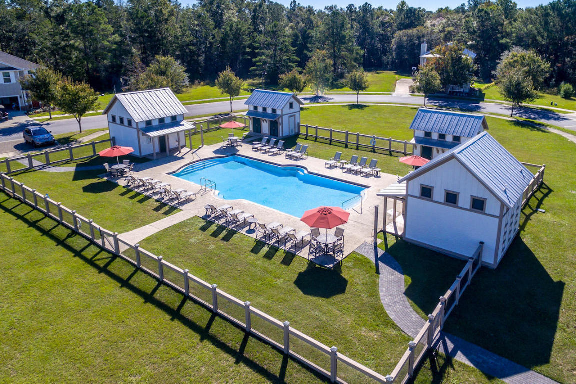 LAGRANGE LANDING - Residential