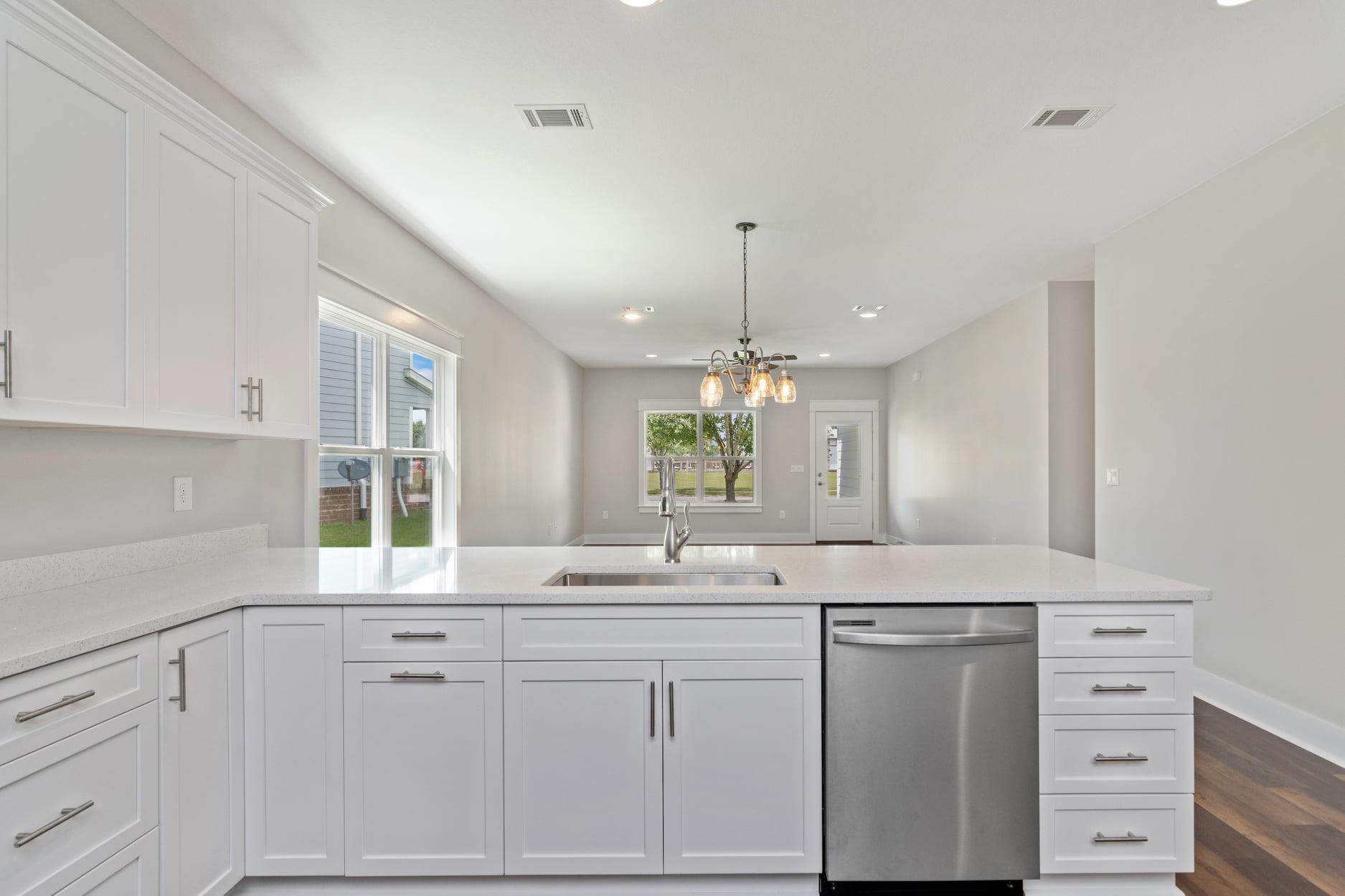 LAGRANGE LANDING - Residential