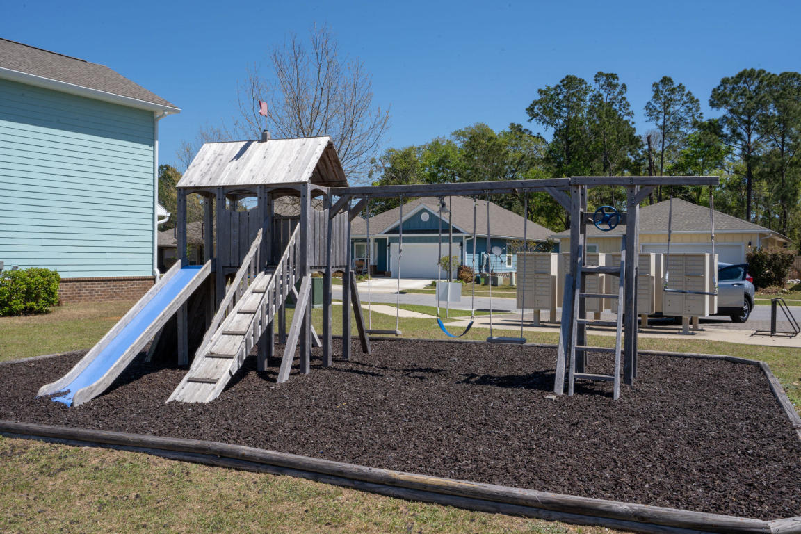 LAGRANGE LANDING - Residential