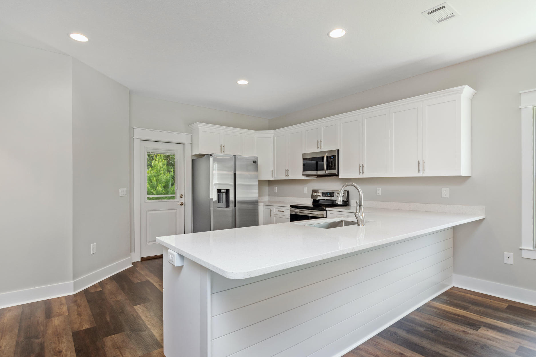 LAGRANGE LANDING - Residential