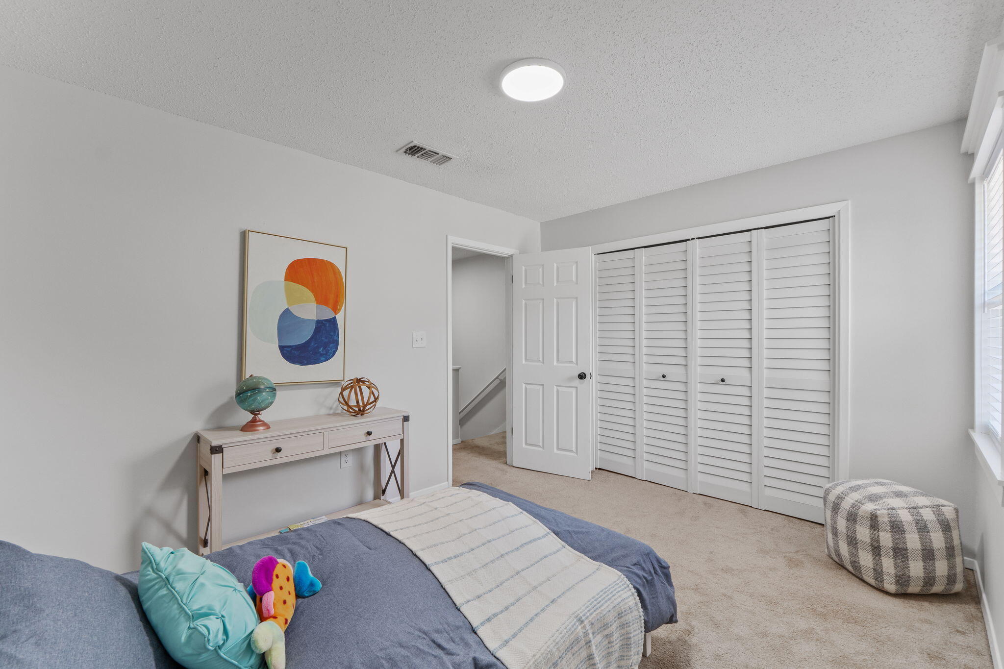 MONTAGE MANOR - Residential