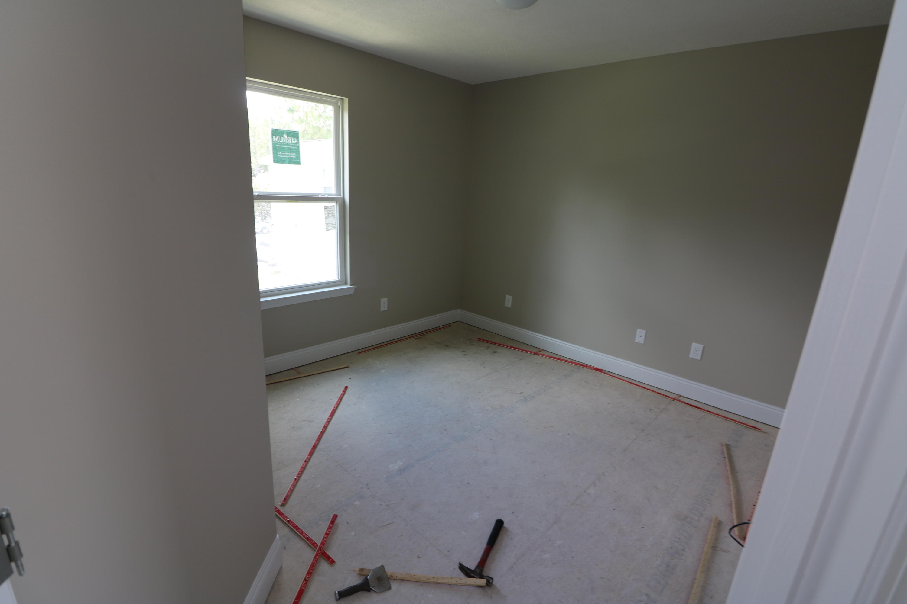 AVONDALE ESTATES - Residential