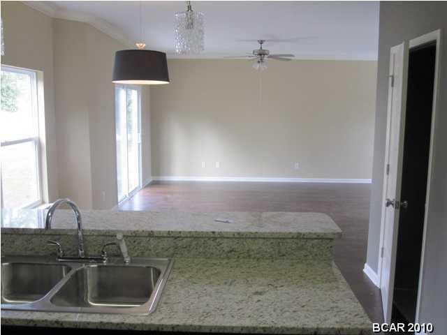 AVONDALE ESTATES - Residential