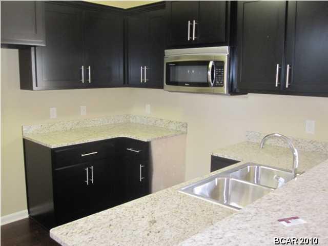 AVONDALE ESTATES - Residential