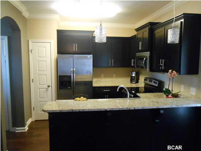 AVONDALE ESTATES - Residential