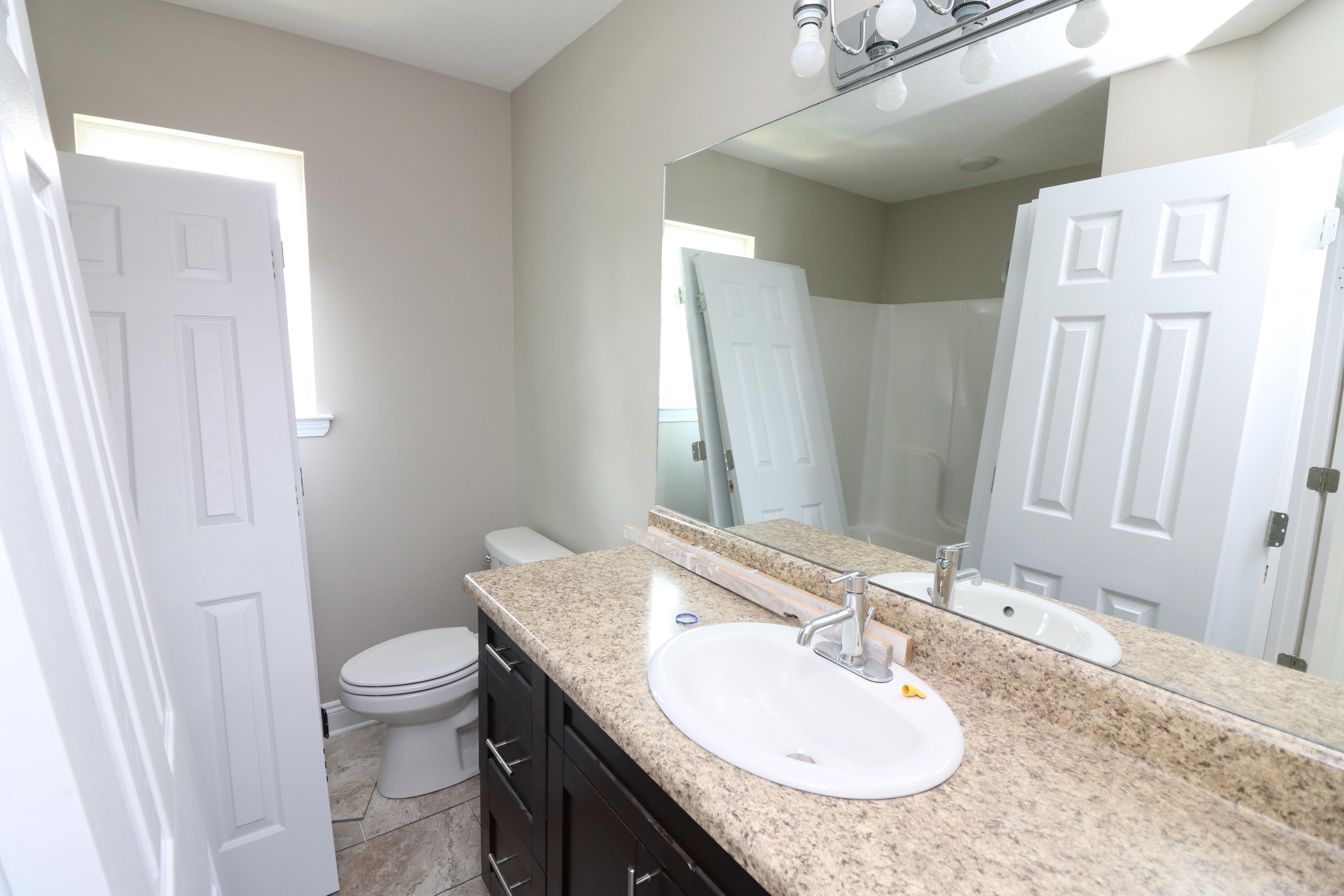 AVONDALE ESTATES - Residential