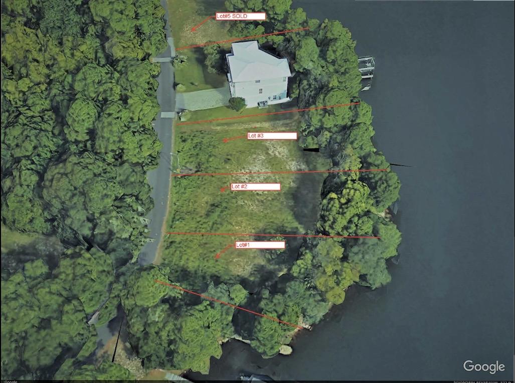 La Paloma on the Water - Land