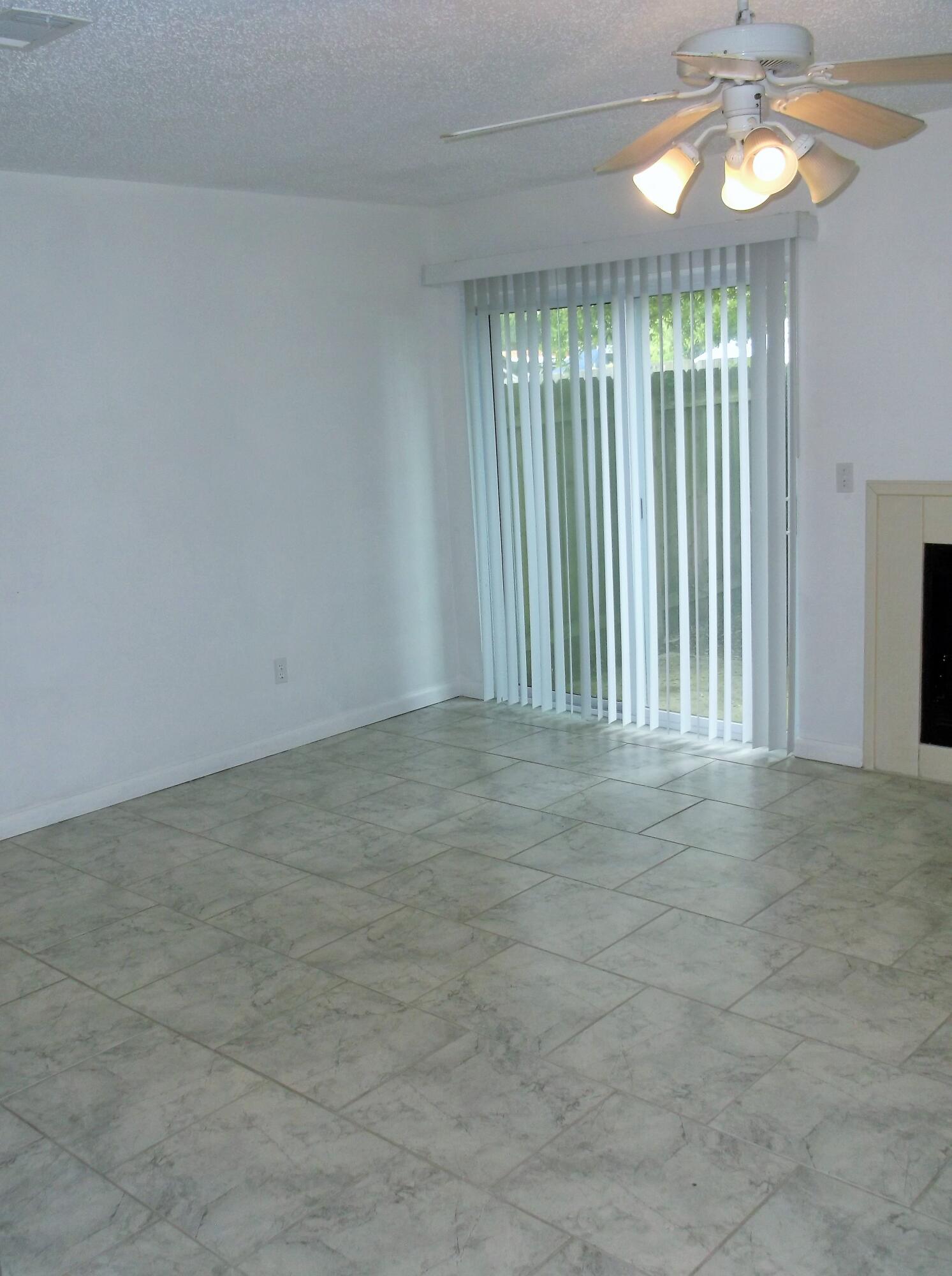 OLYMPIA COURT - Residential