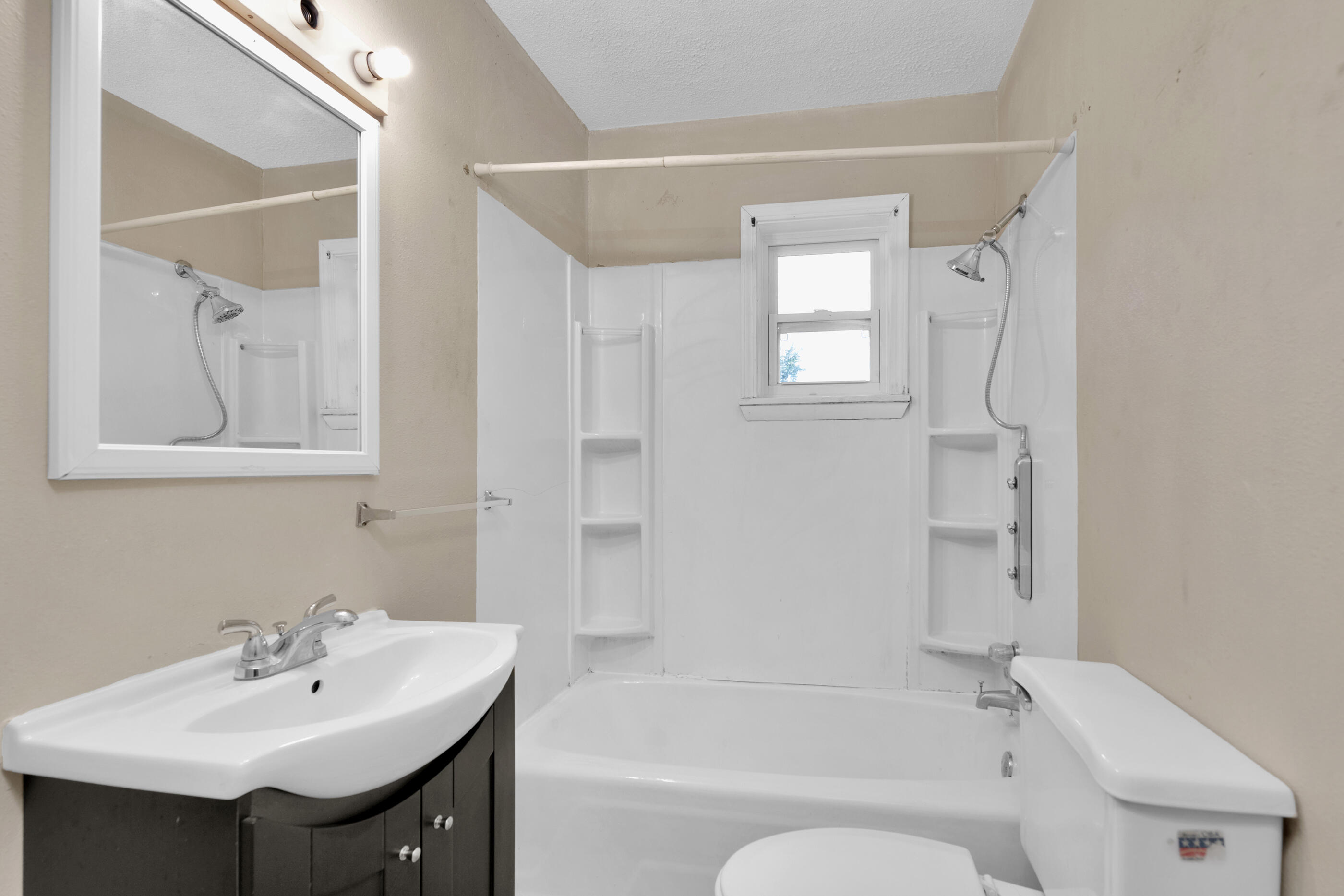 DORIS ALENE - Residential