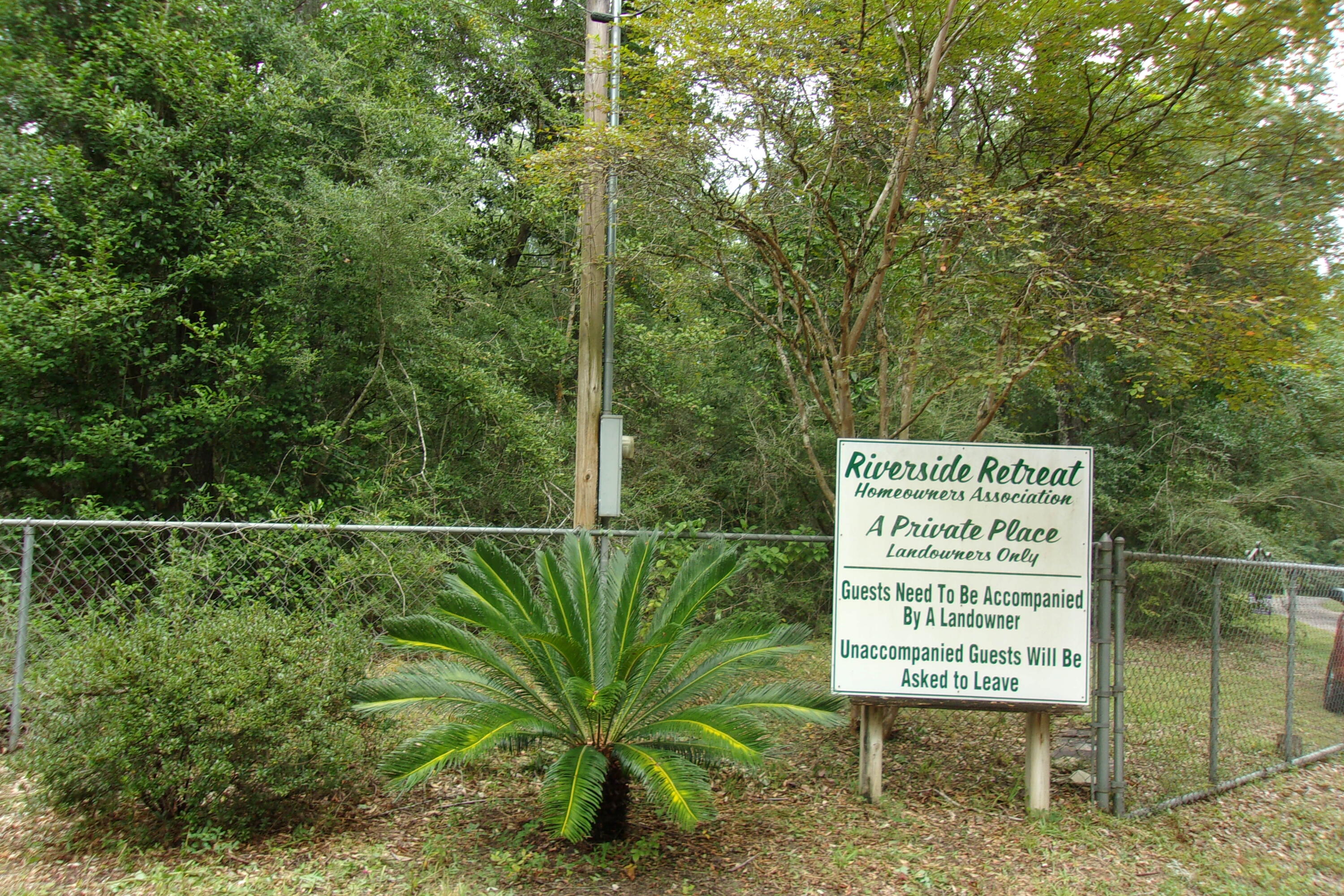 2 lots just outside of town in Riverside Retreat ~ The lot facing Al Gillman Road has a storage building, with underground power and a well with a sprinkler system~ There is a private boat ramp as well~ The adjoining lot makes a total of 2 acres~ Al Gillman Rd is paved~ This will make a great get away or a beautiful home site~