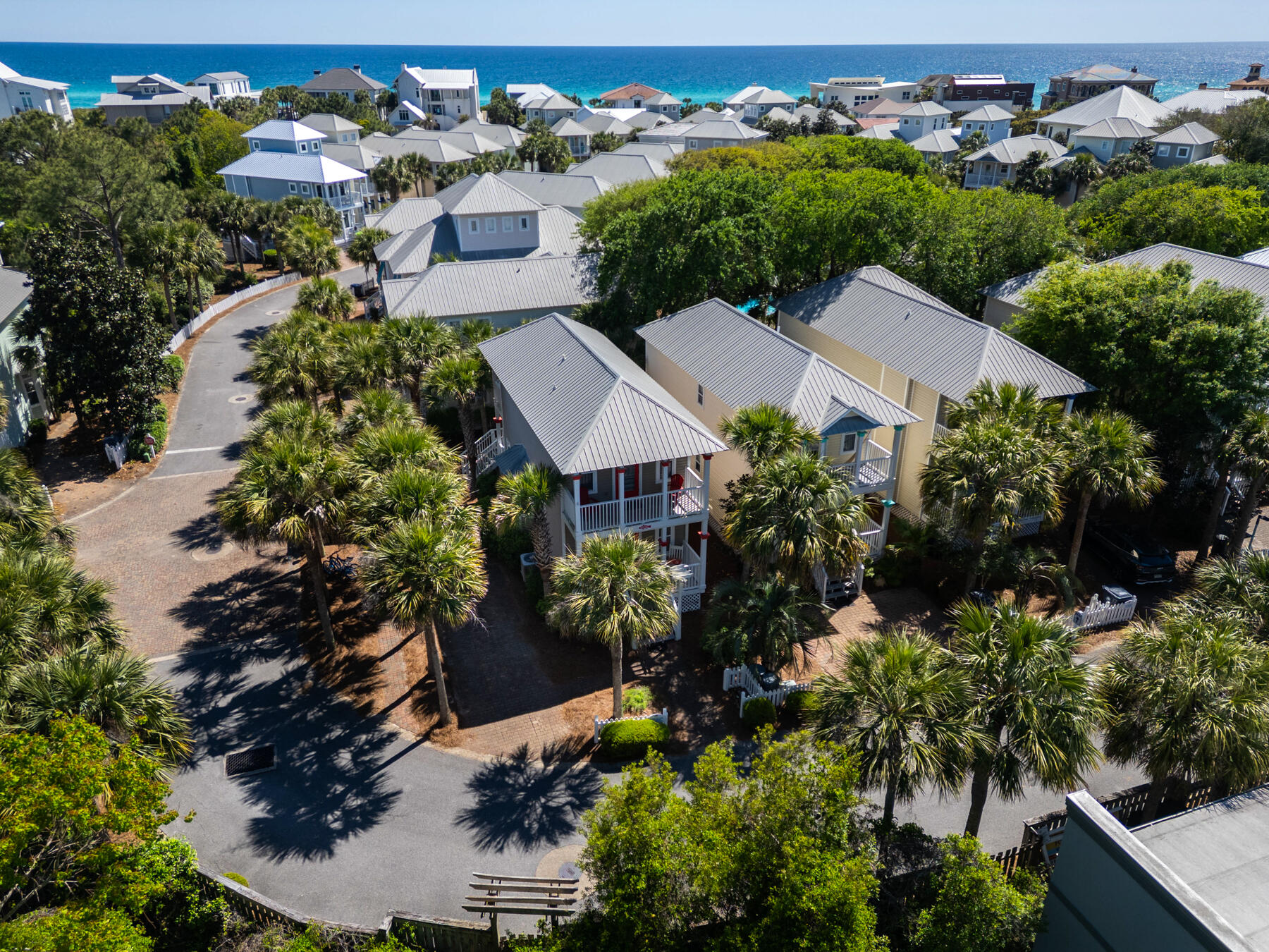 OLD FLORIDA COTTAGES - Residential