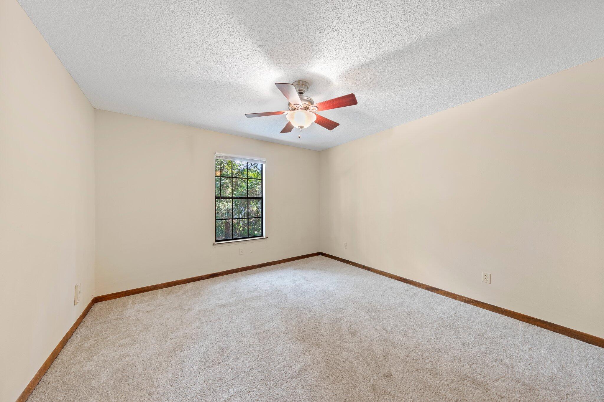 ST ANDREWS EAST BLUEWATER BAY - Residential Lease