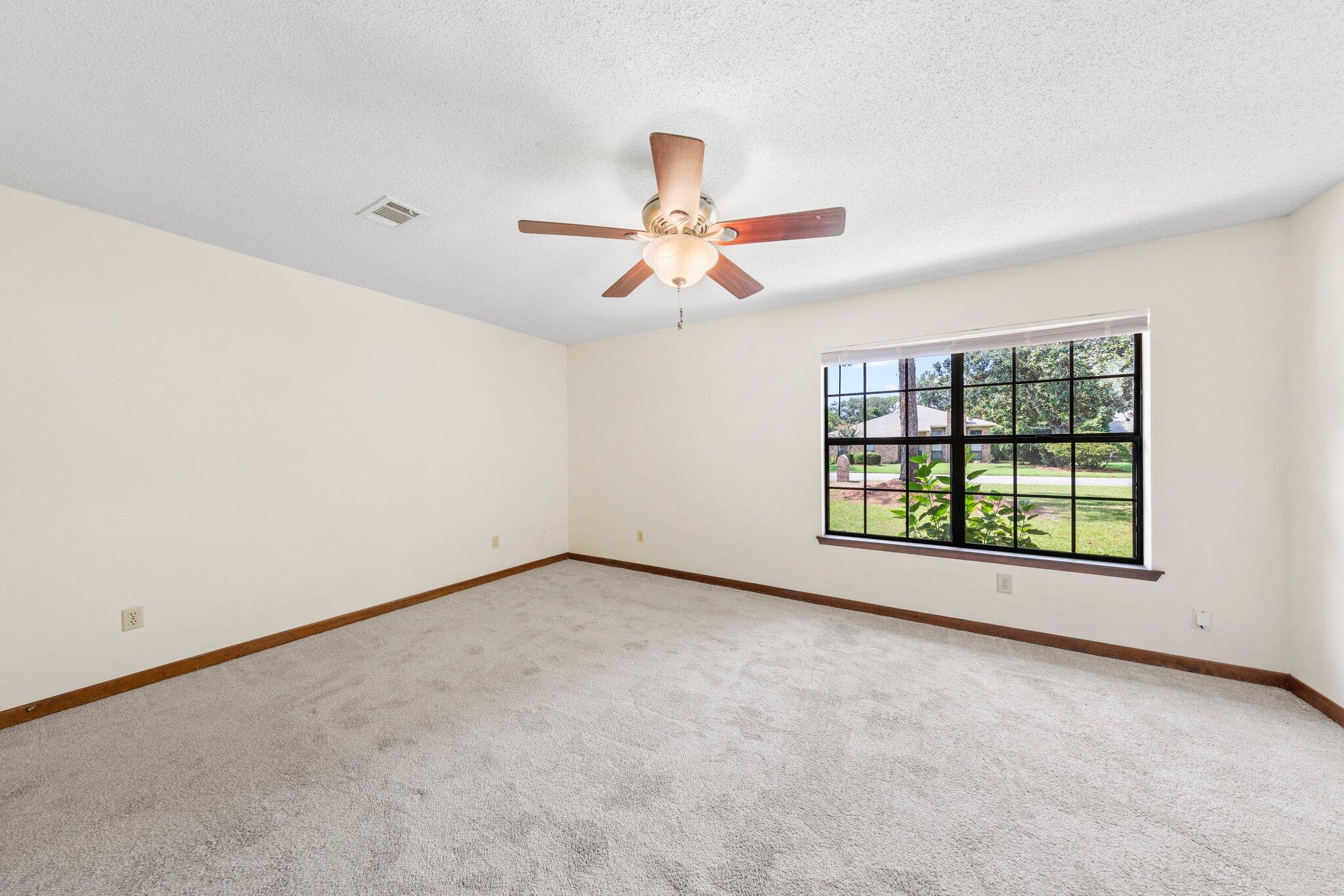 ST ANDREWS EAST BLUEWATER BAY - Residential Lease