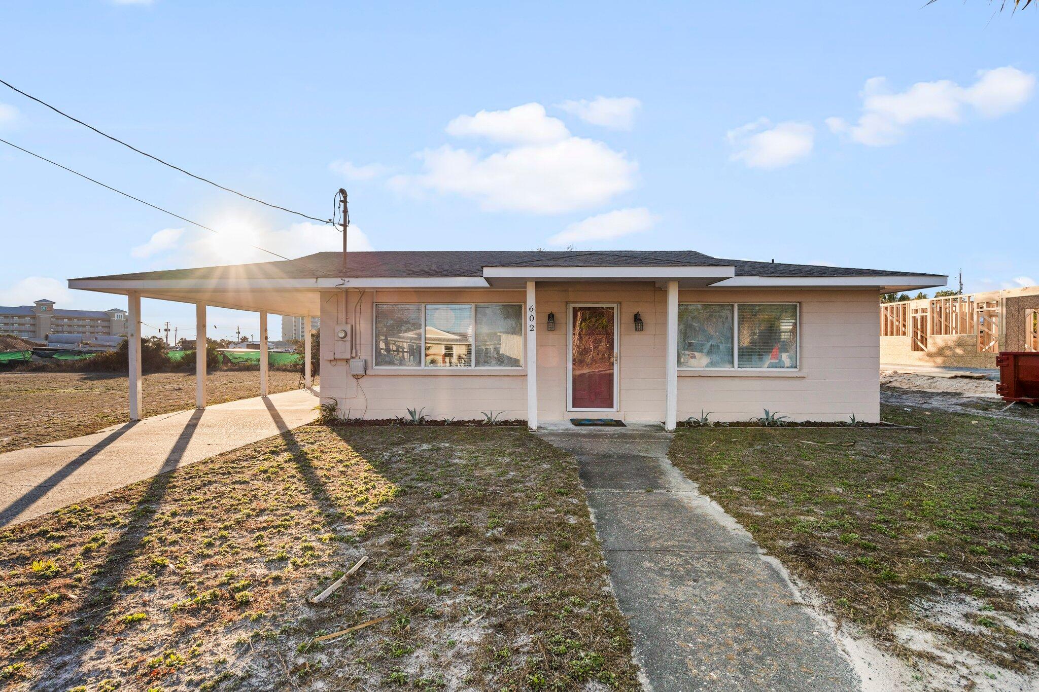 EL CENTRO BEACH - Residential