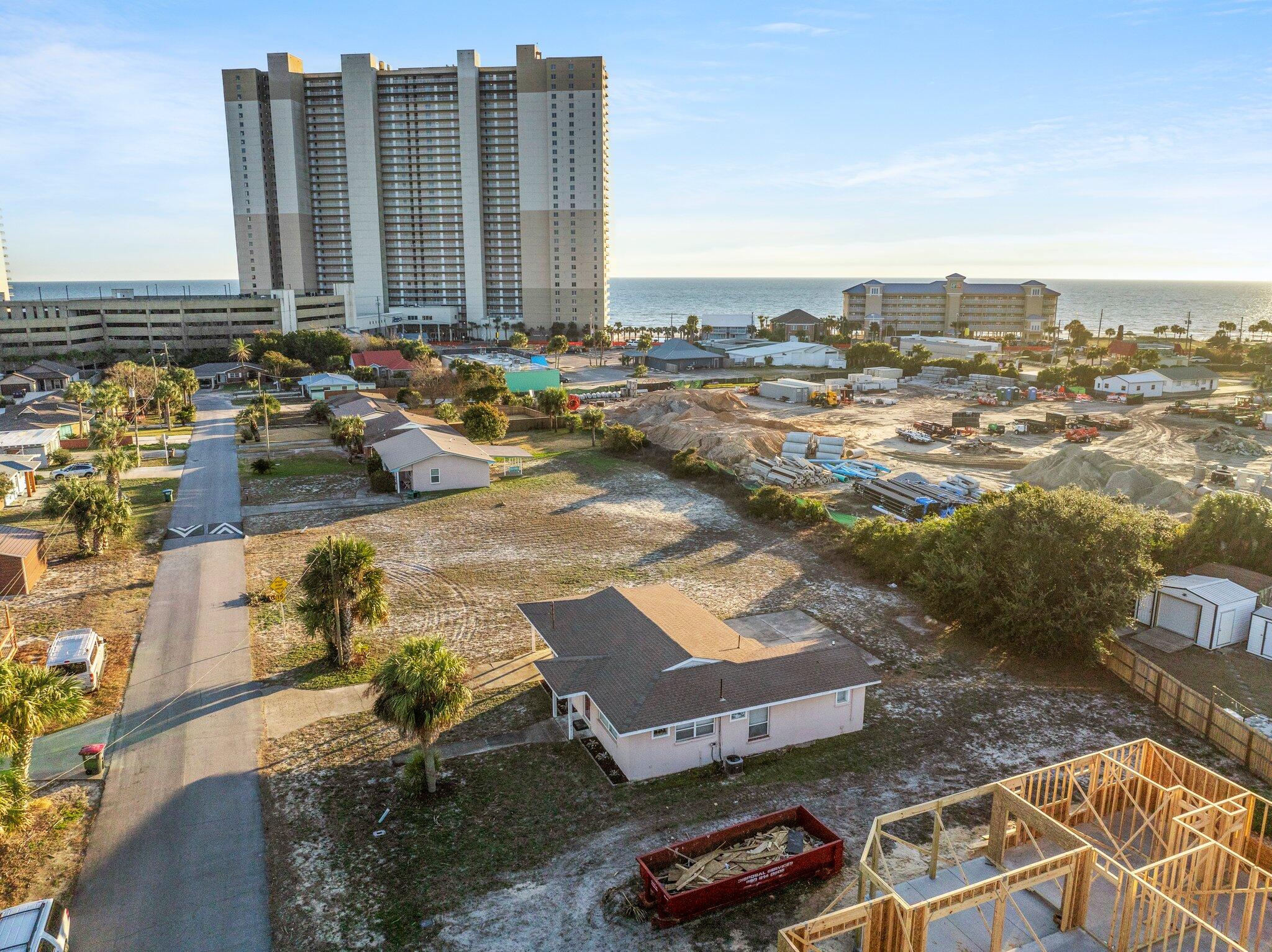 EL CENTRO BEACH - Residential