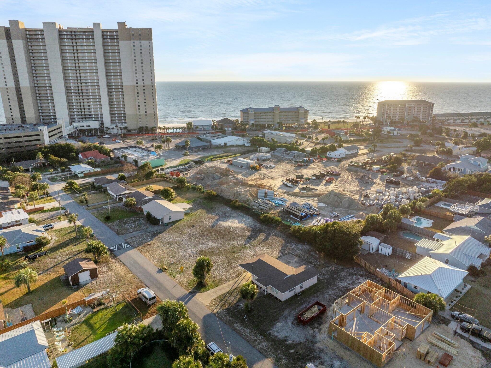 EL CENTRO BEACH - Residential