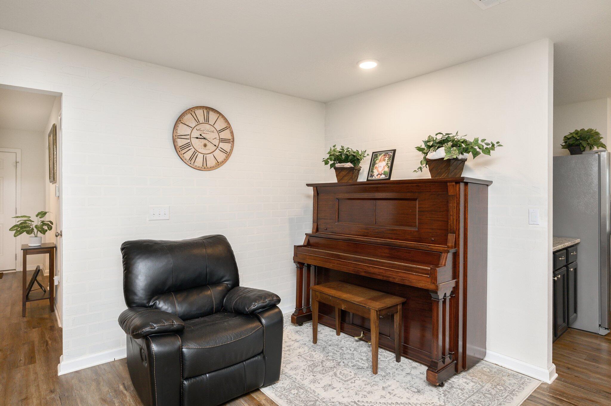 Redstone Commons - Residential