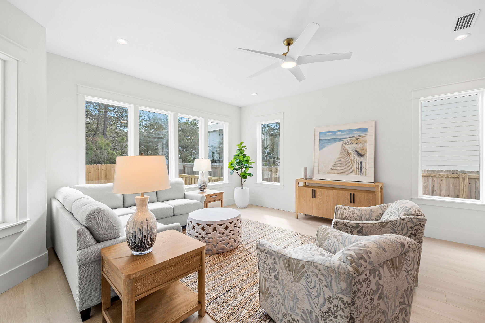 EASTERN LAKE S/D - Residential