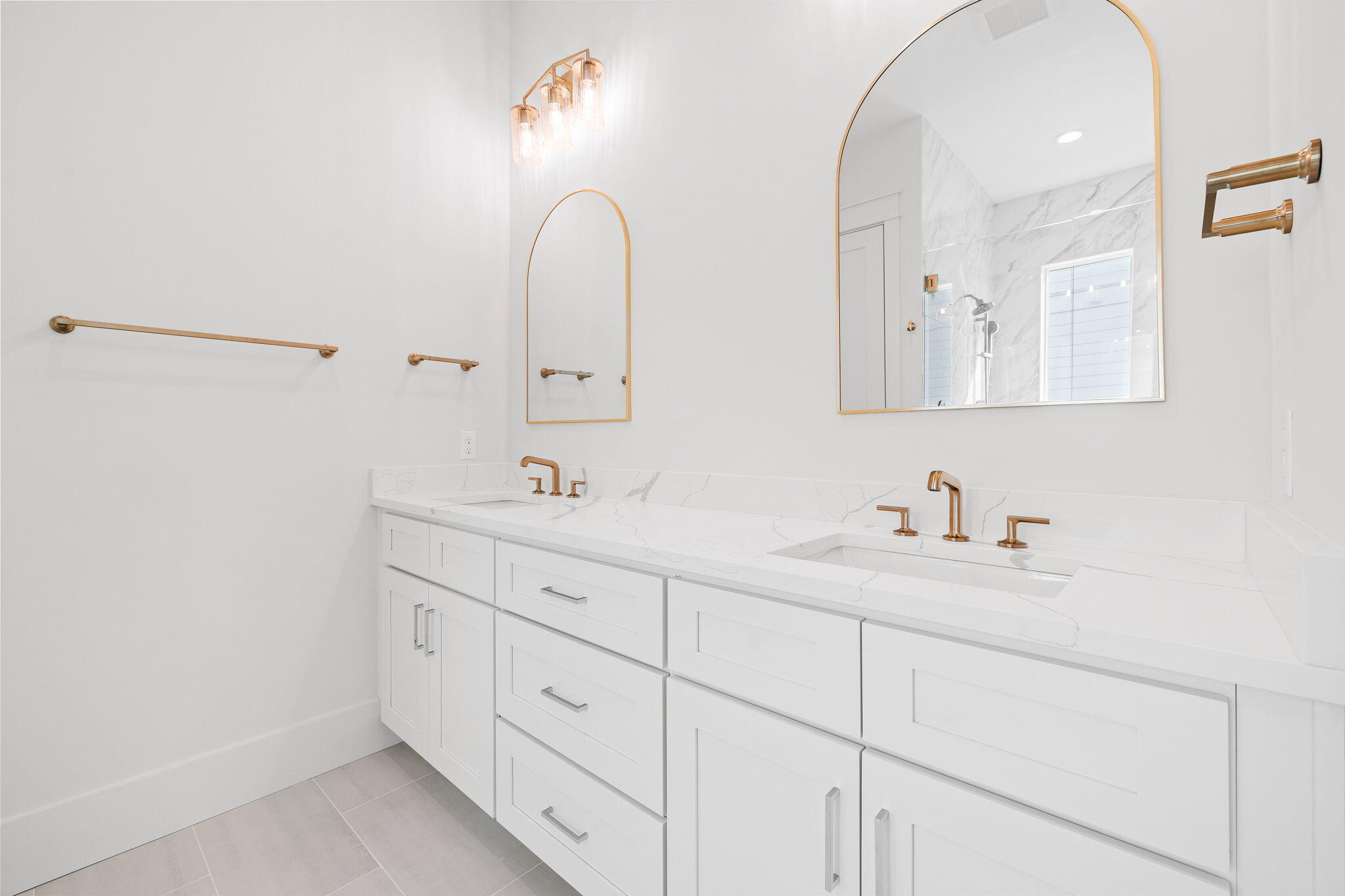 EASTERN LAKE S/D - Residential