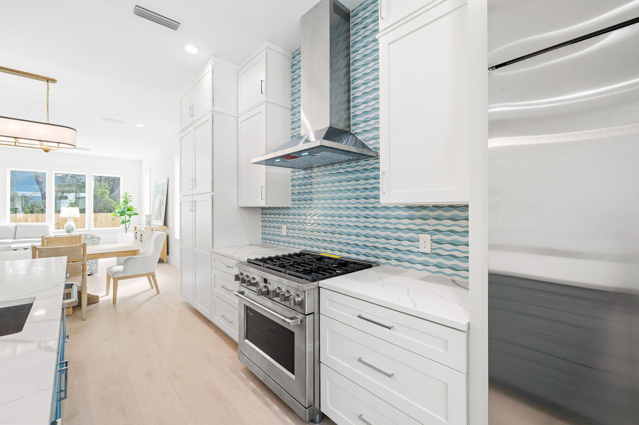 EASTERN LAKE S/D - Residential