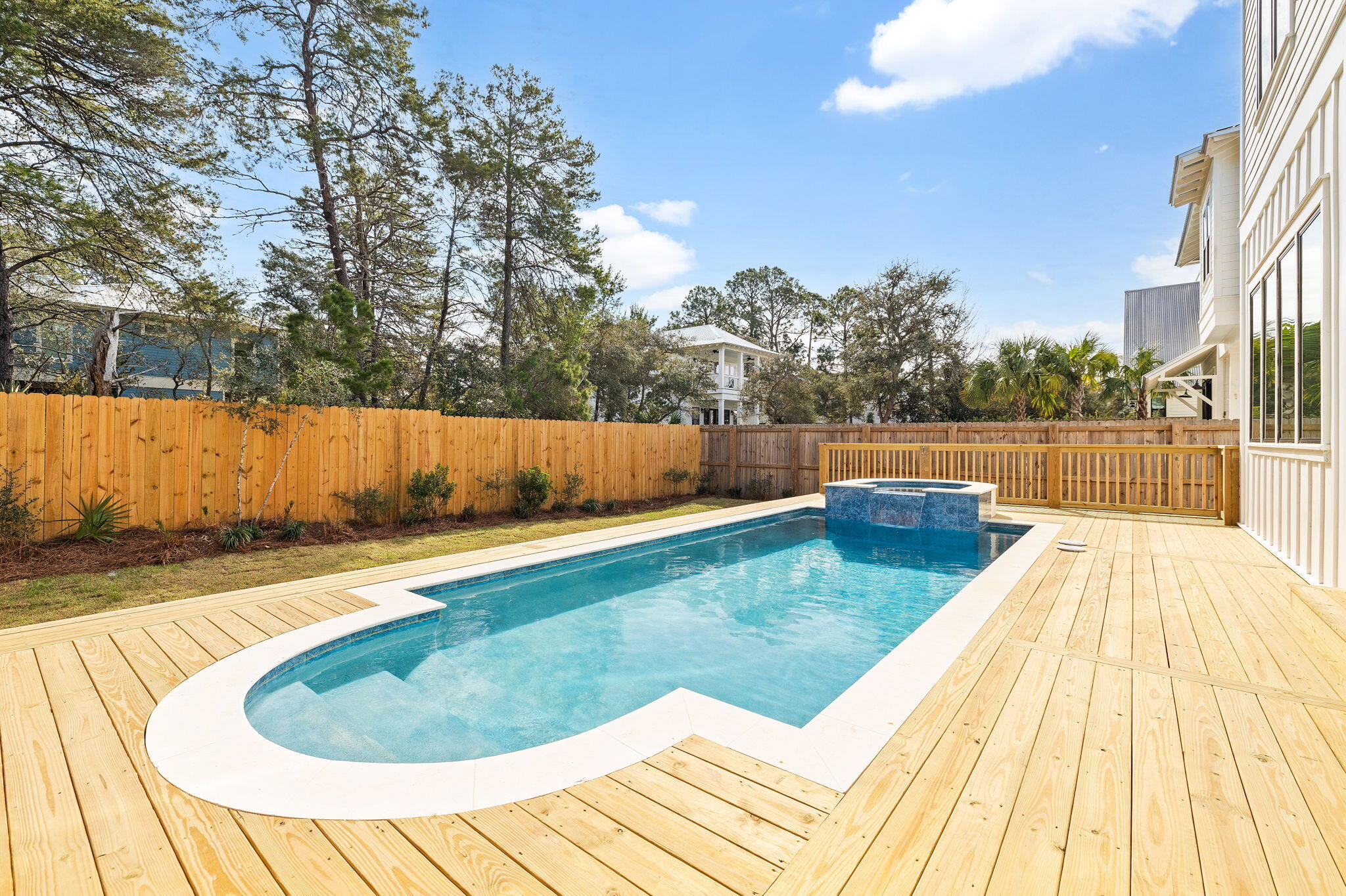 EASTERN LAKE S/D - Residential