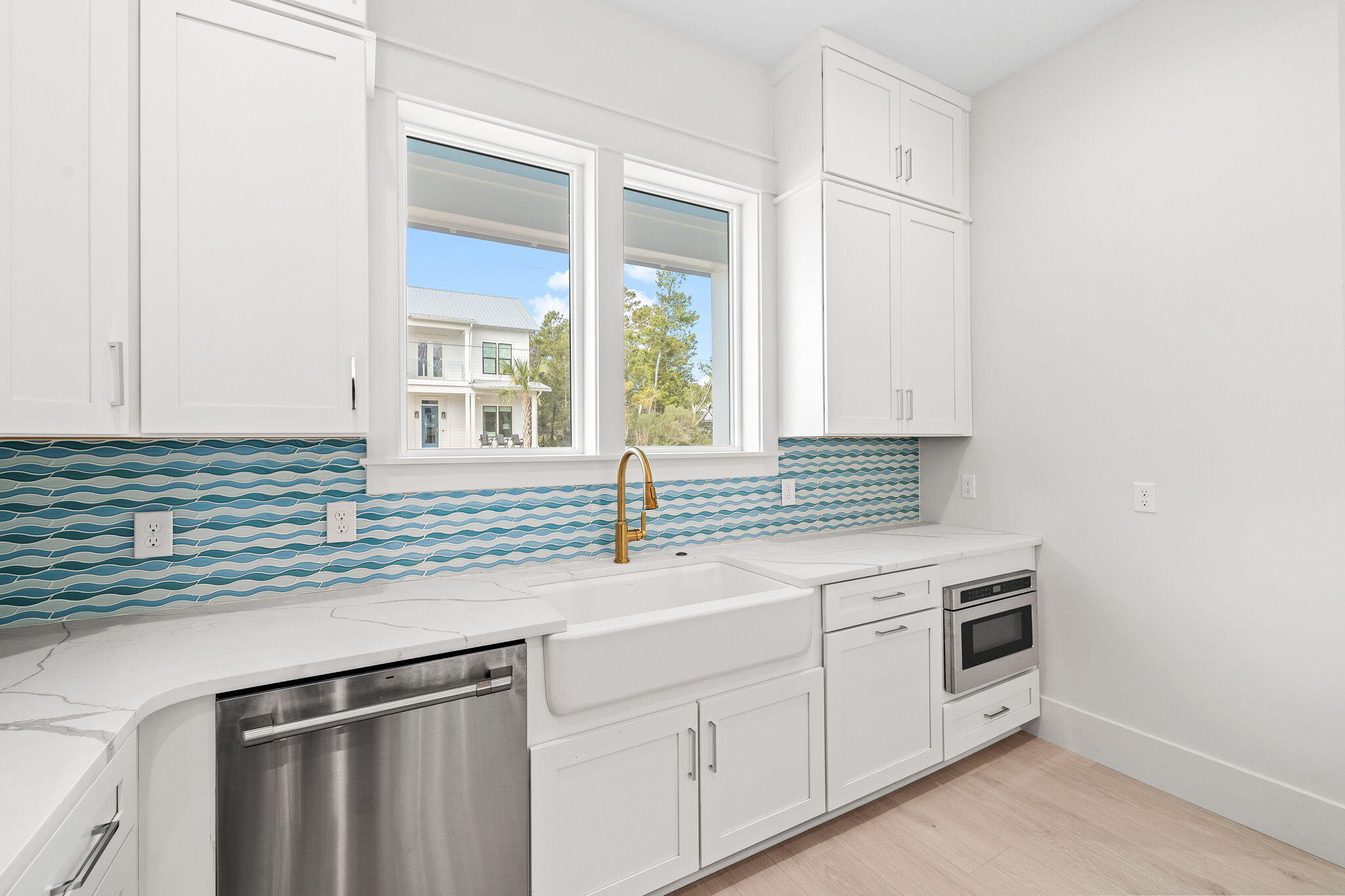 EASTERN LAKE S/D - Residential