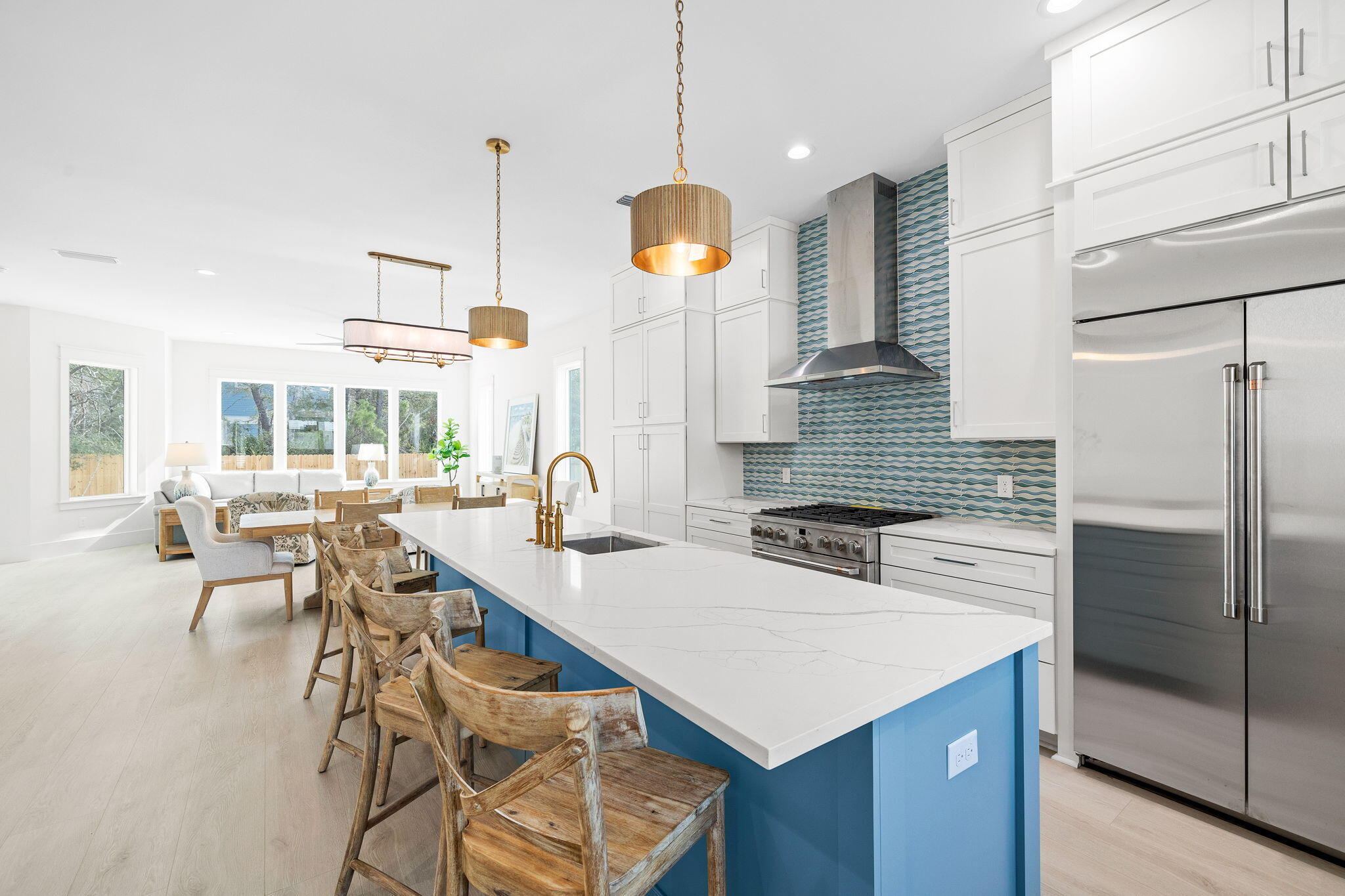 EASTERN LAKE S/D - Residential
