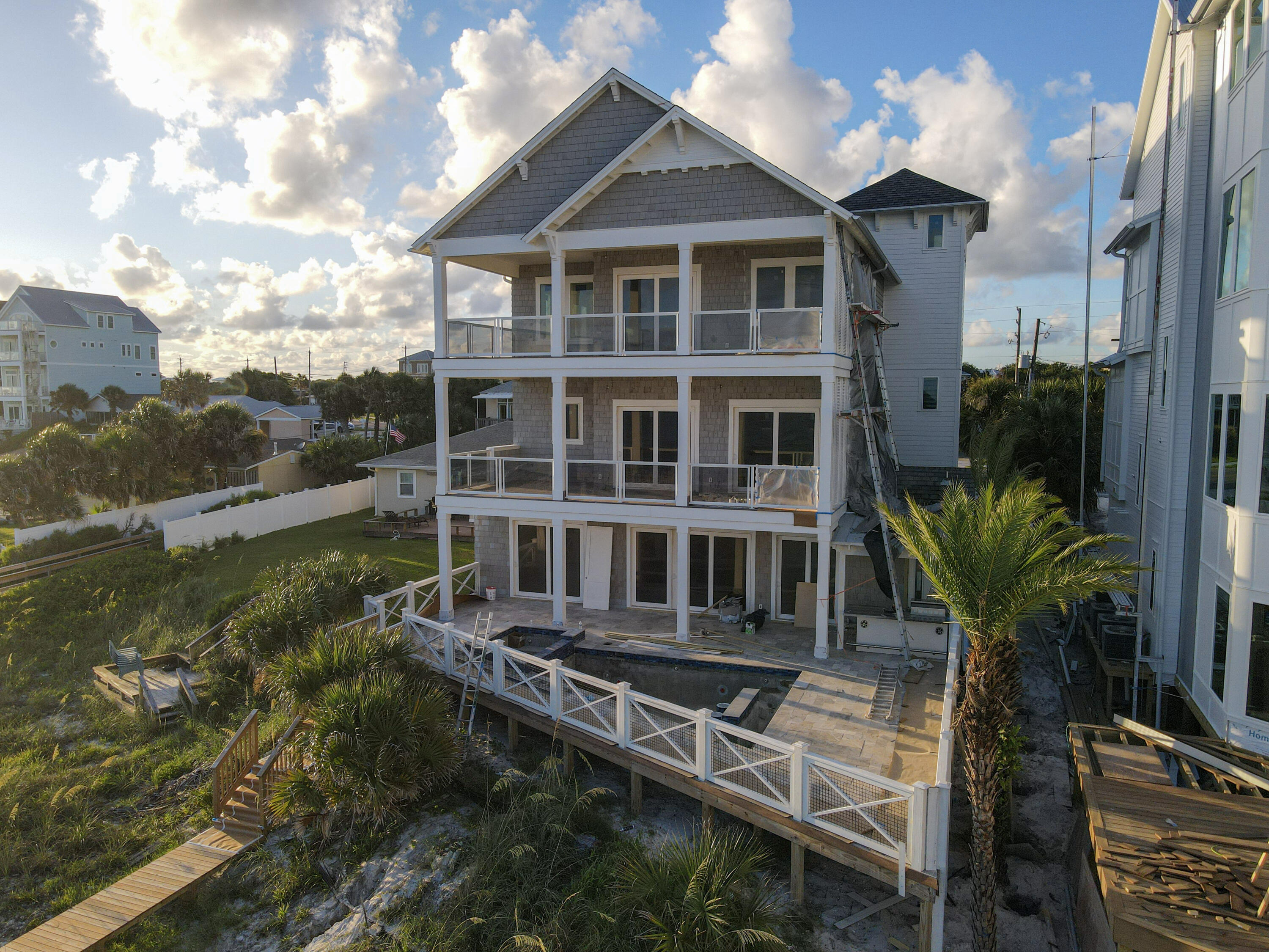 HOLLYWOOD BEACH - Residential